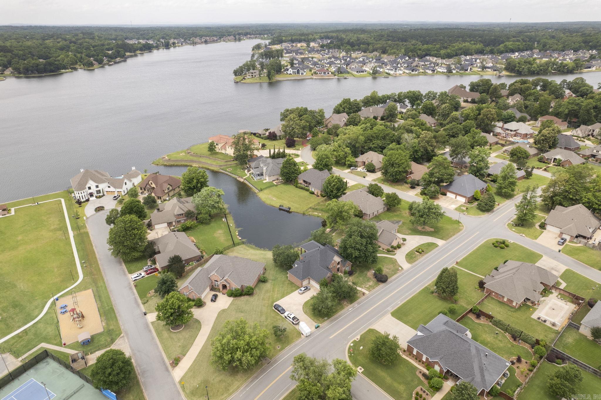 HURRICANE LAKE EST - Residential