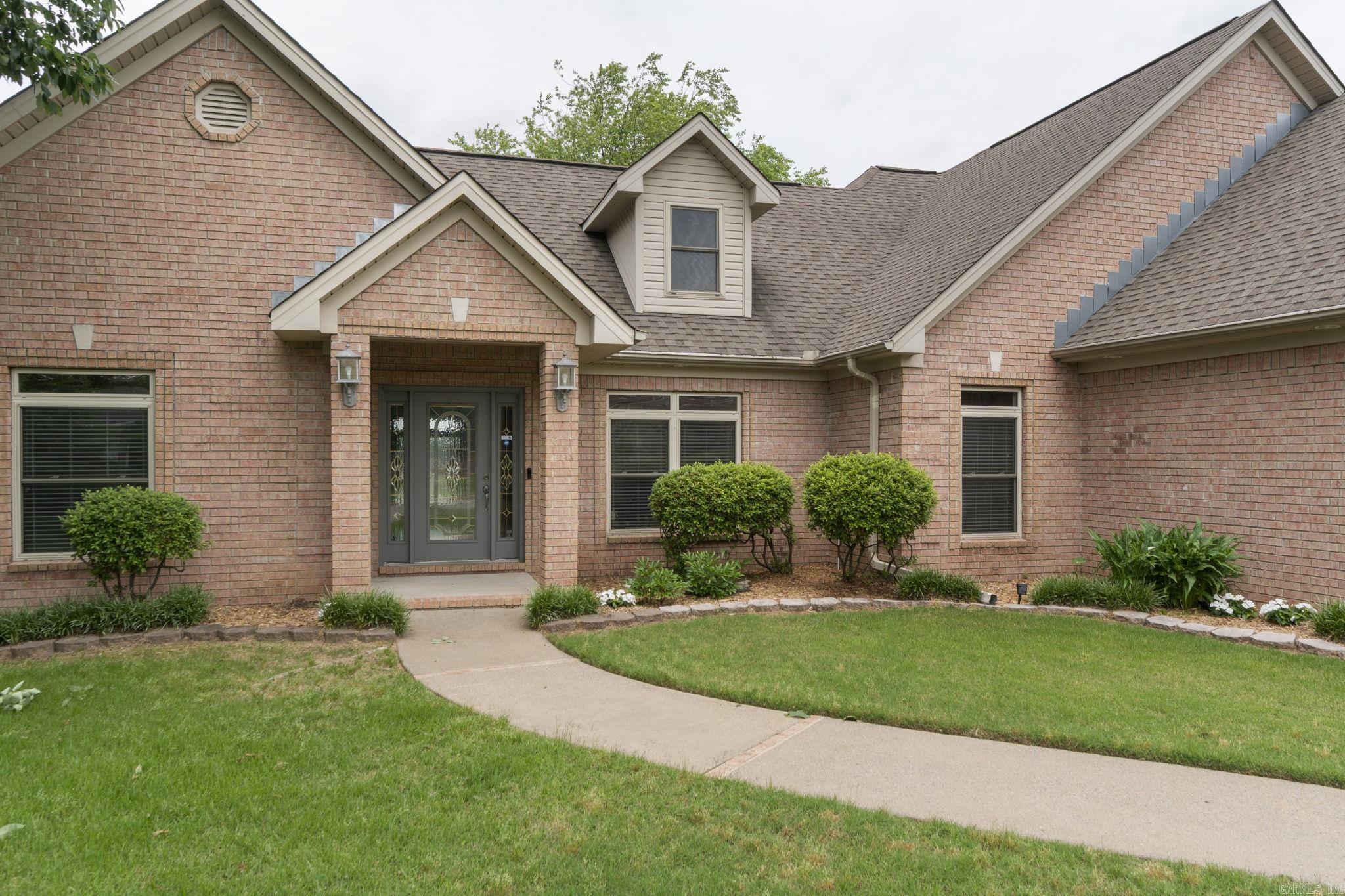 HURRICANE LAKE EST - Residential