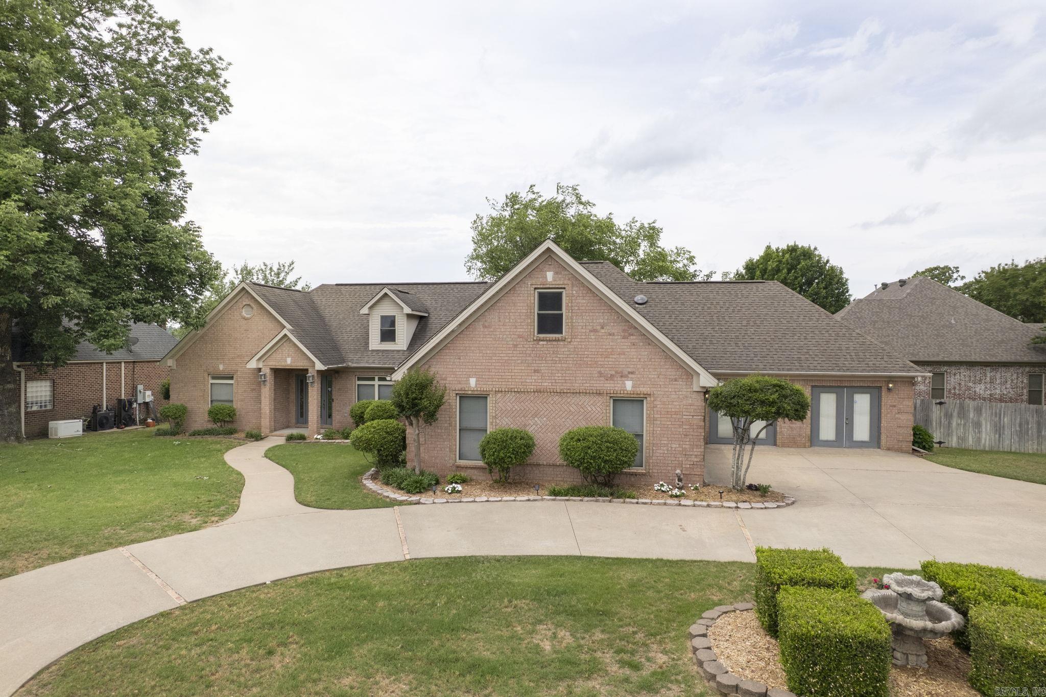 HURRICANE LAKE EST - Residential