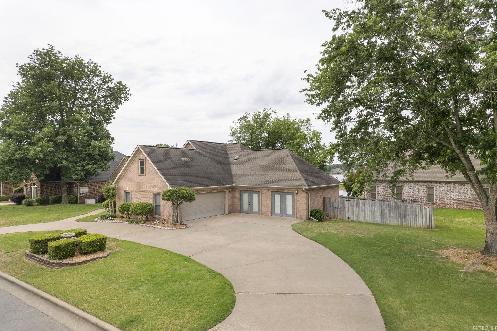 HURRICANE LAKE EST - Residential