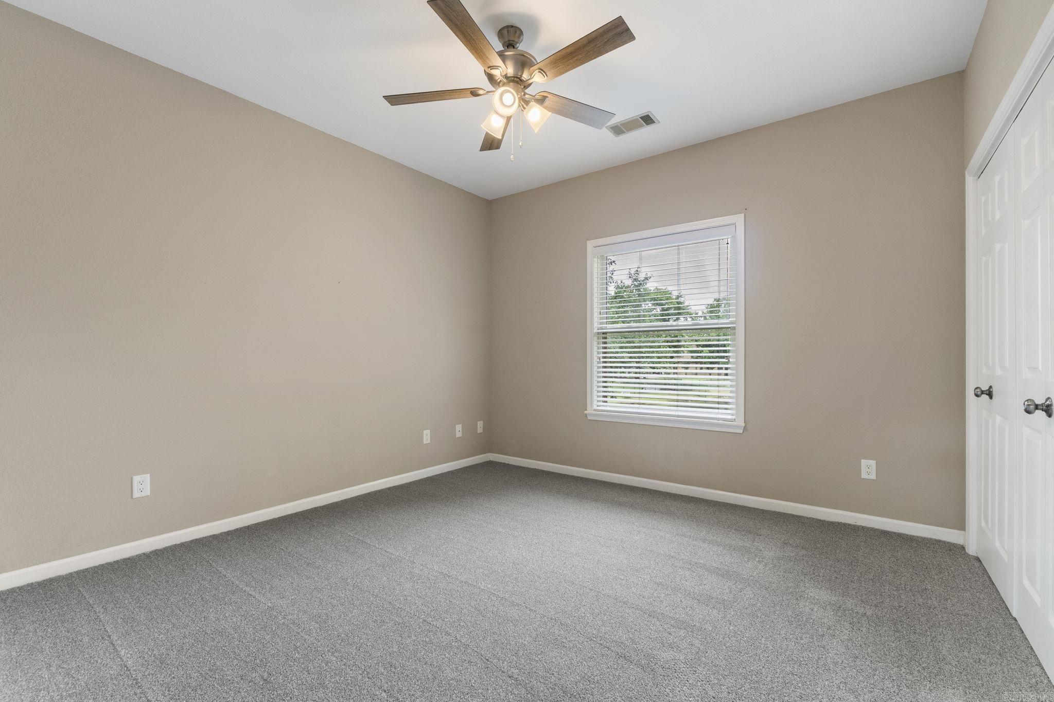 HURRICANE LAKE EST - Residential