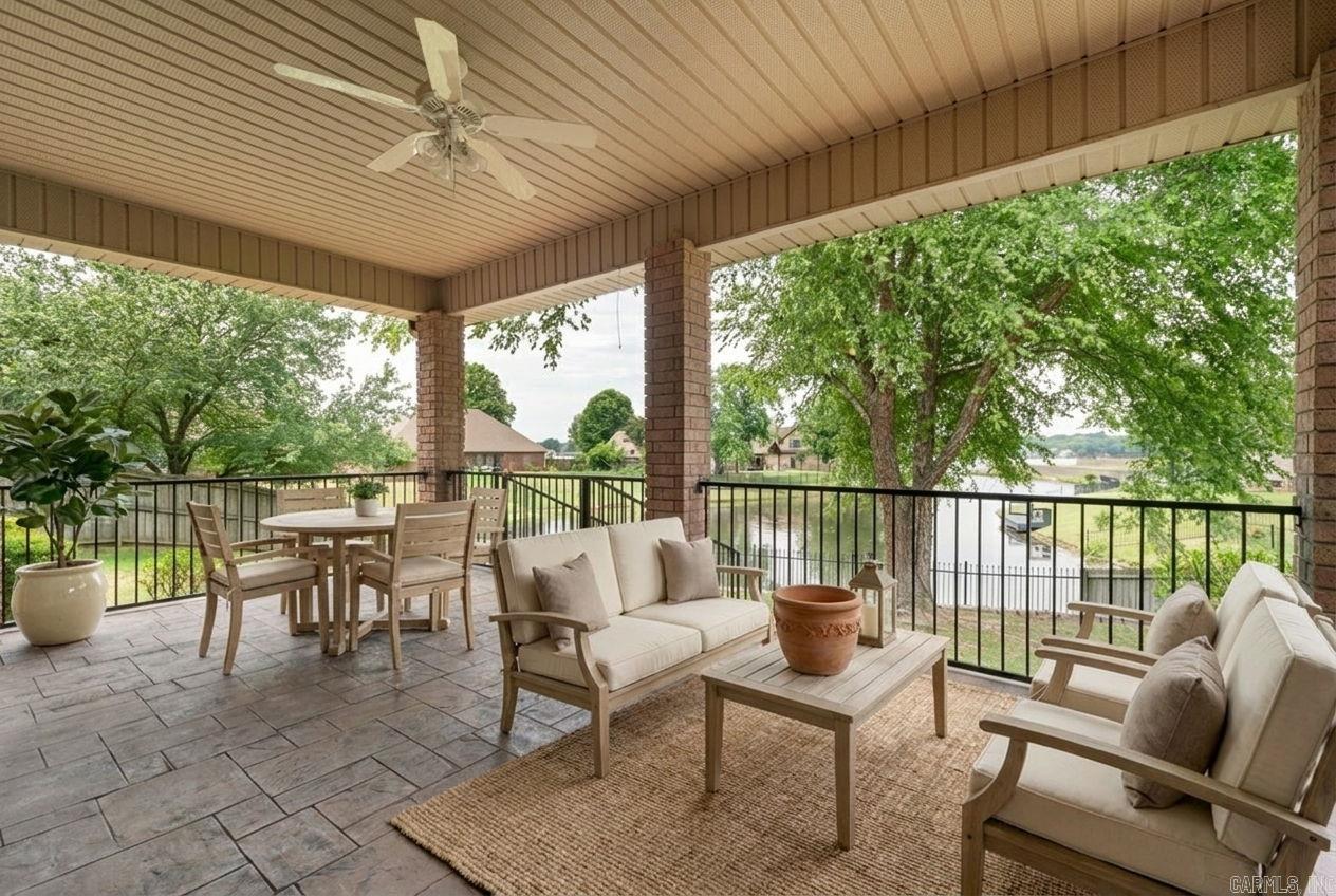 HURRICANE LAKE EST - Residential