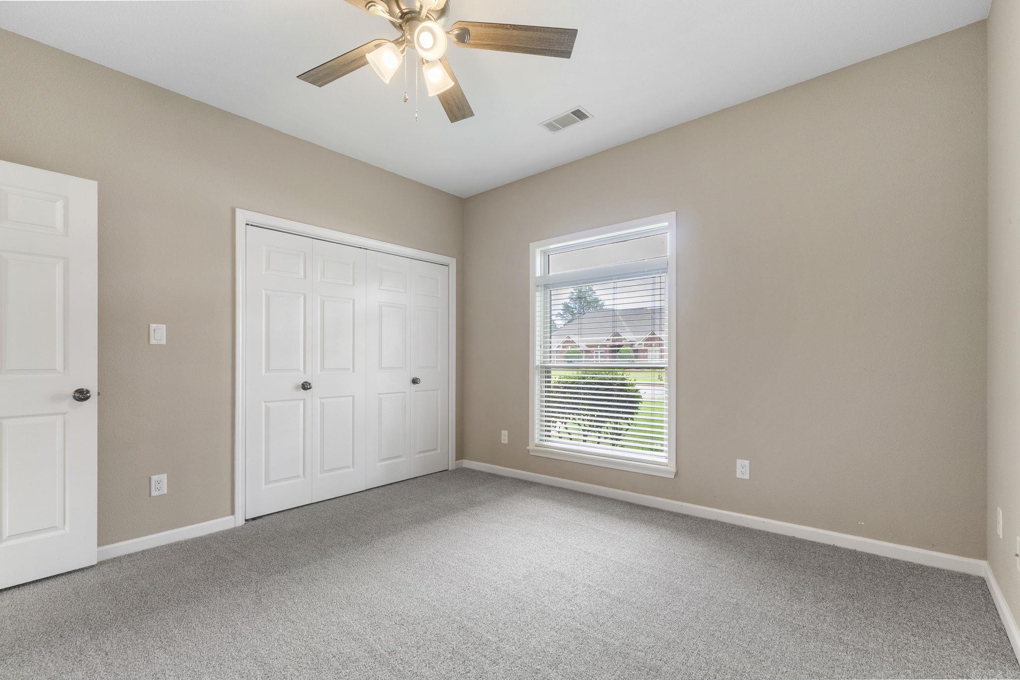 HURRICANE LAKE EST - Residential