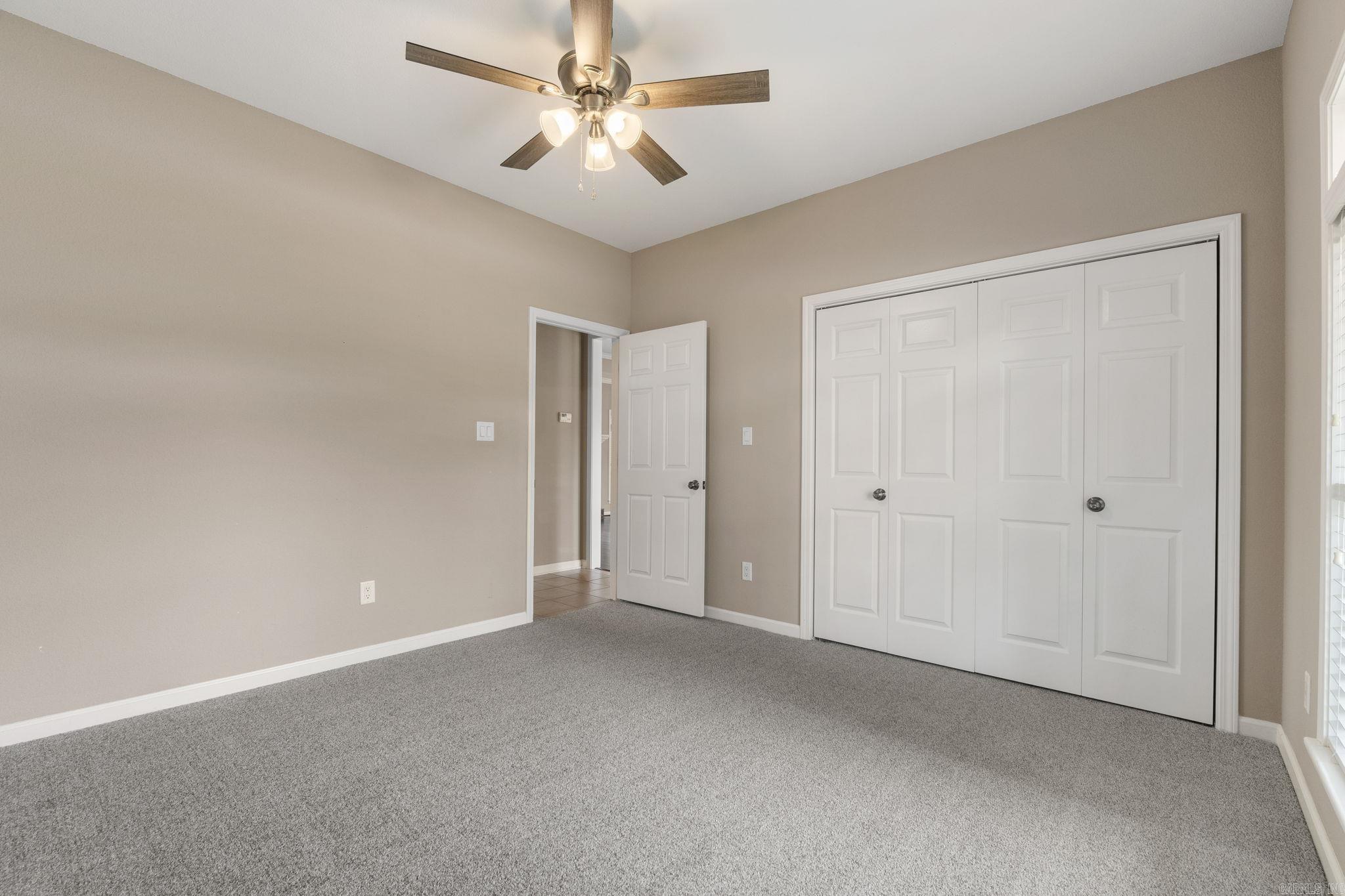 HURRICANE LAKE EST - Residential