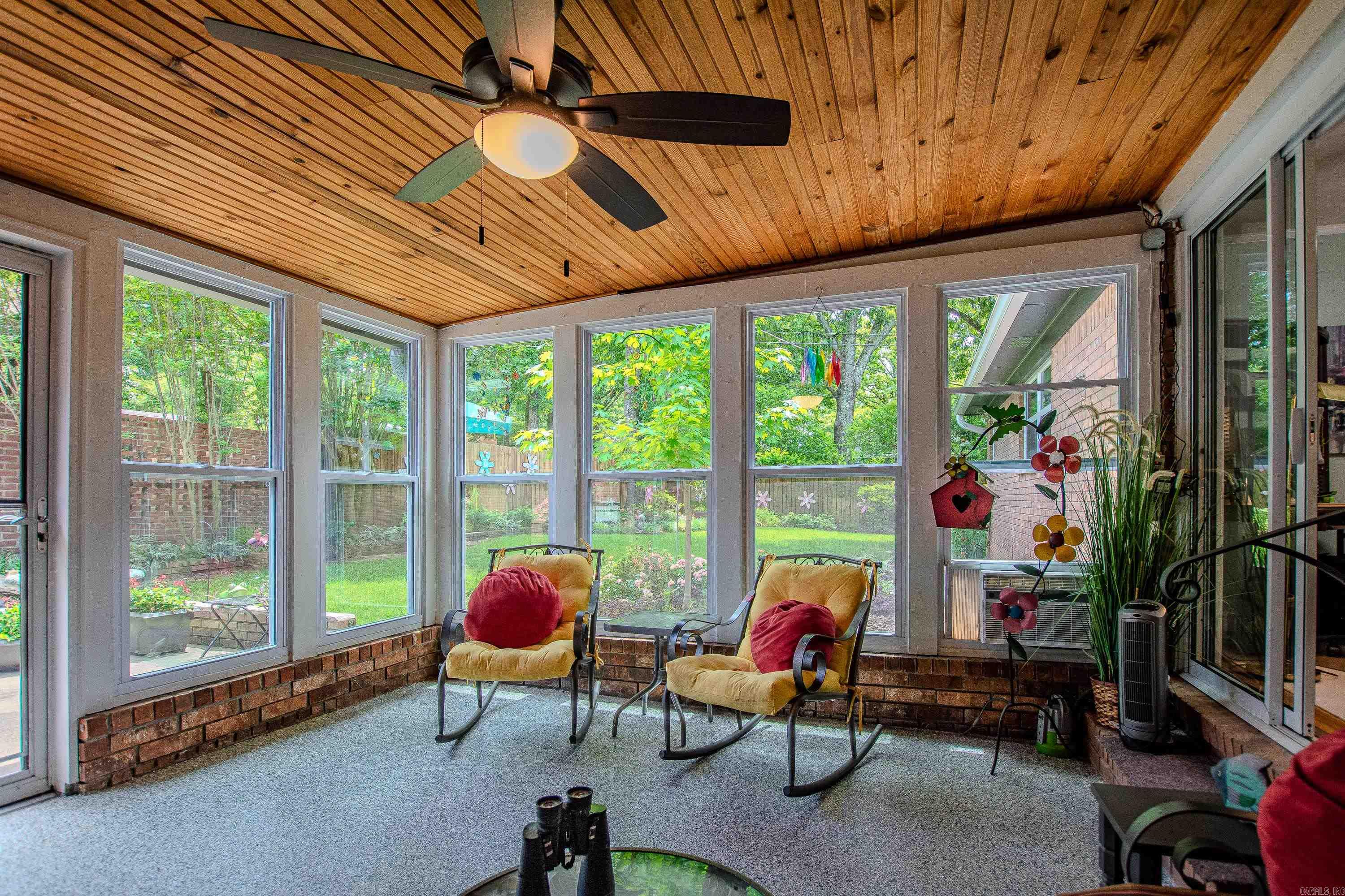 BRIARWOOD - Residential