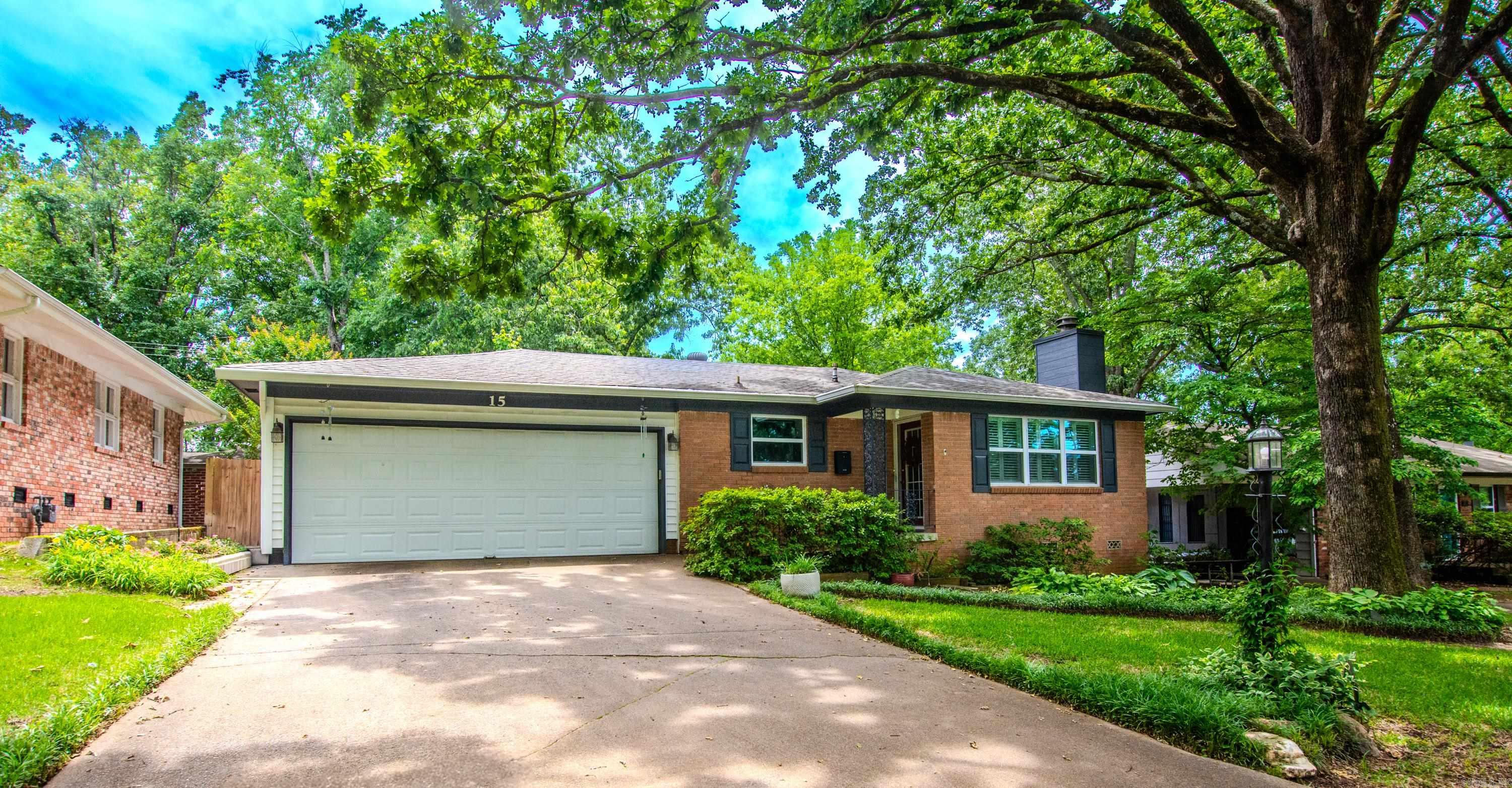 BRIARWOOD - Residential