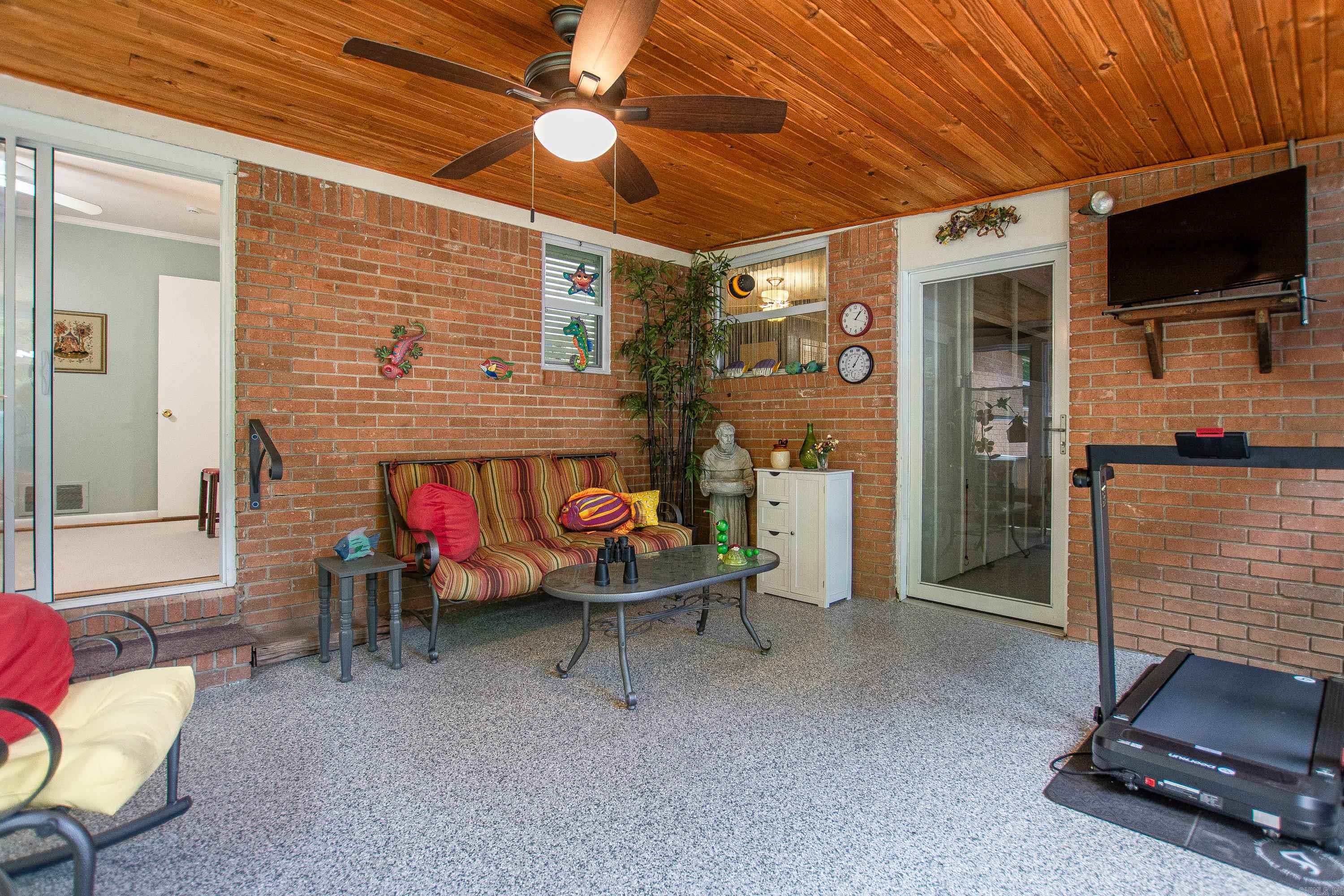 BRIARWOOD - Residential