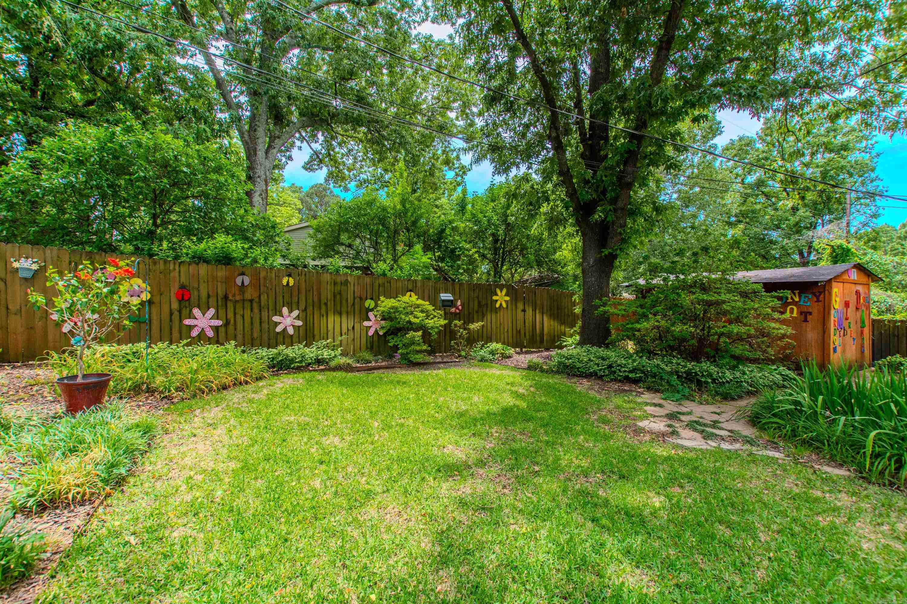 BRIARWOOD - Residential