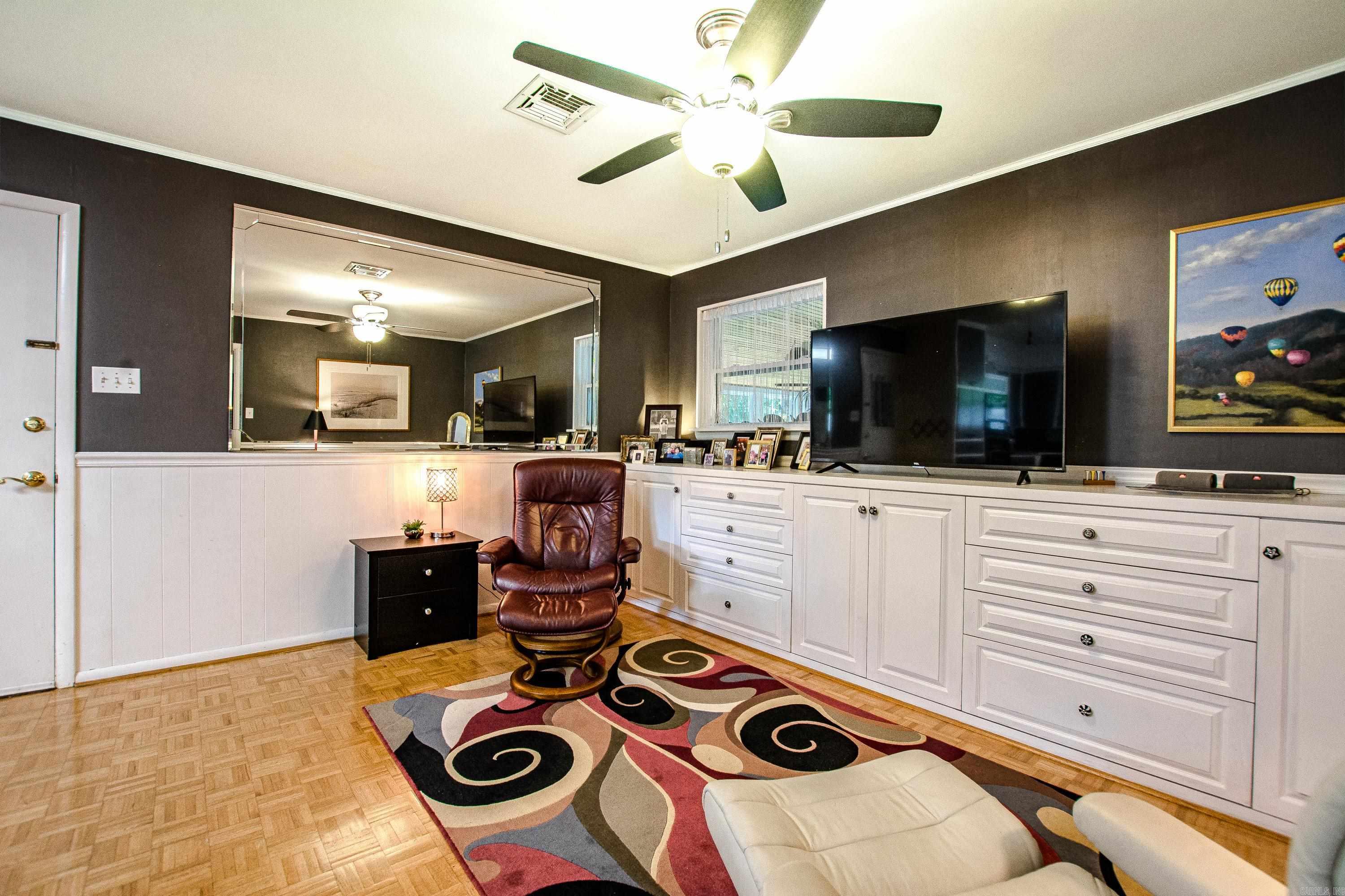 BRIARWOOD - Residential
