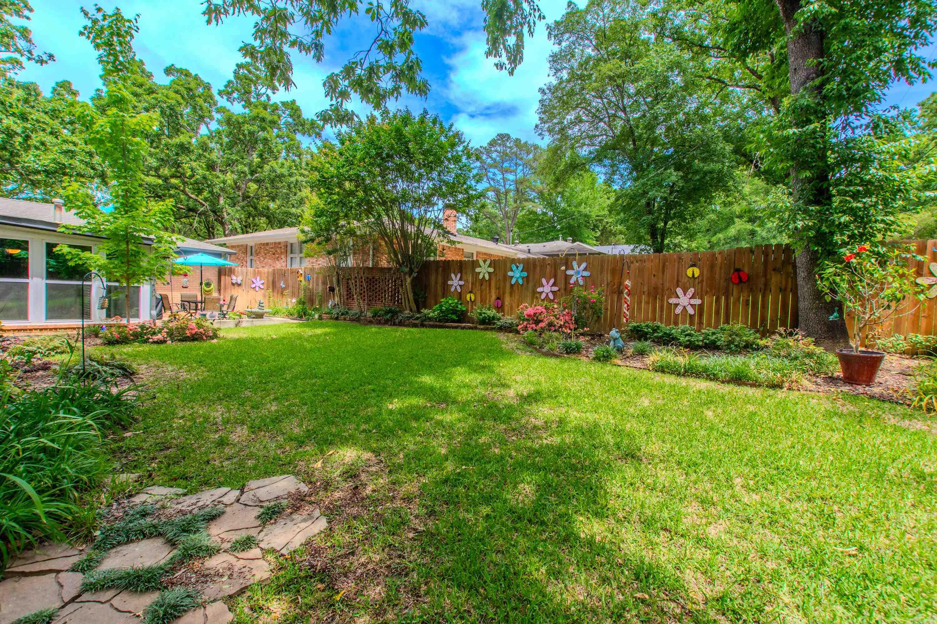 BRIARWOOD - Residential