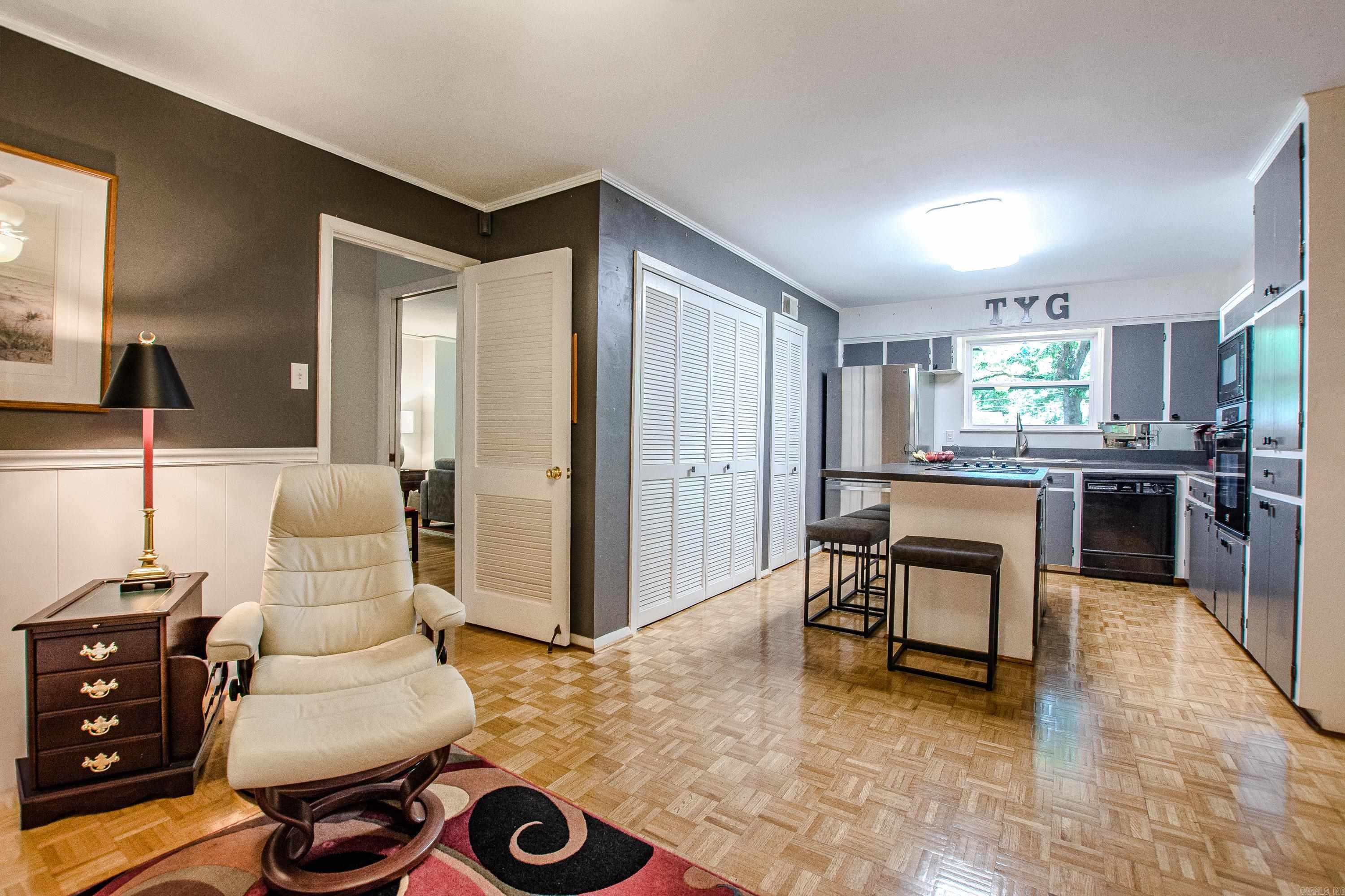 BRIARWOOD - Residential