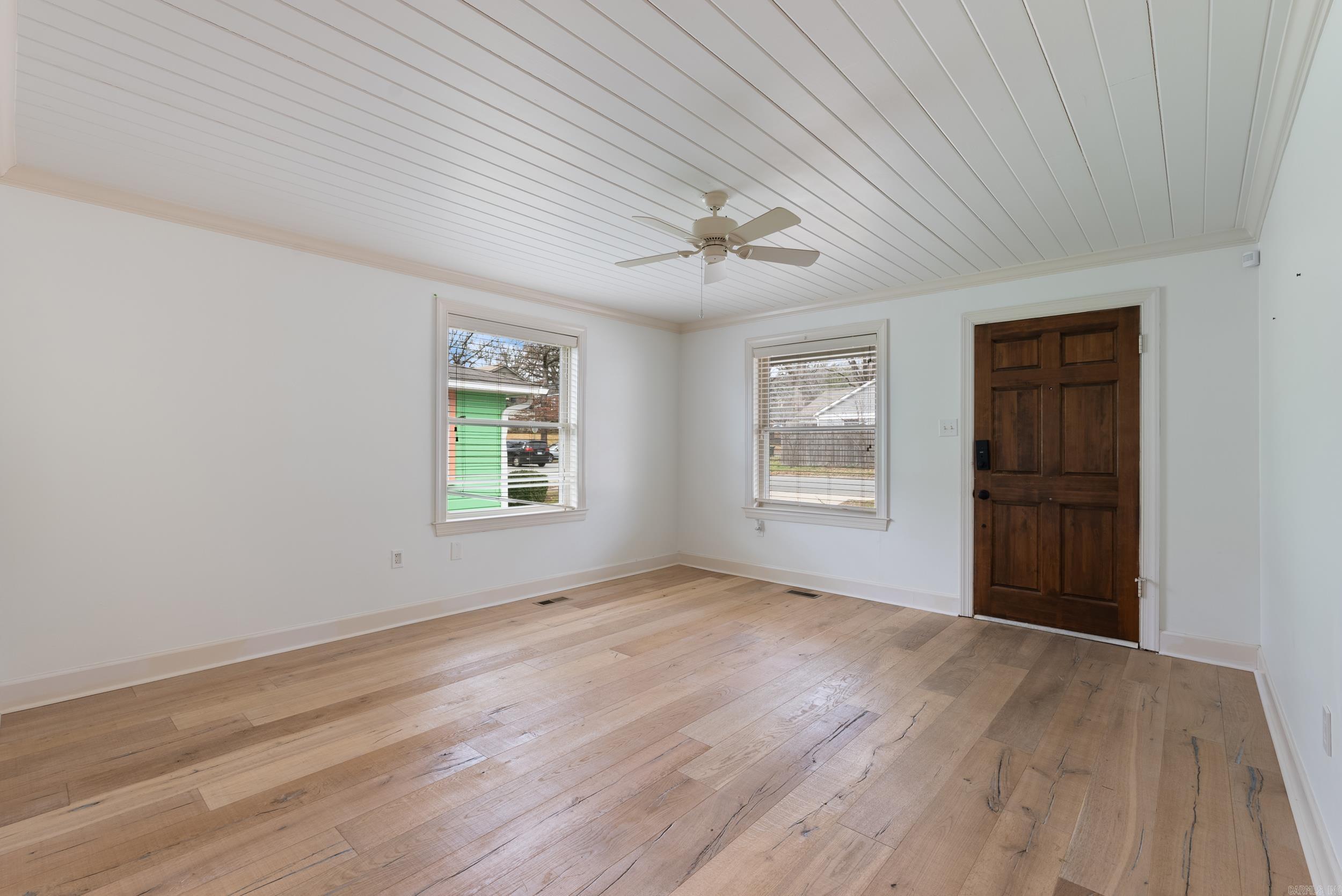 LINCOLN PARK - Residential