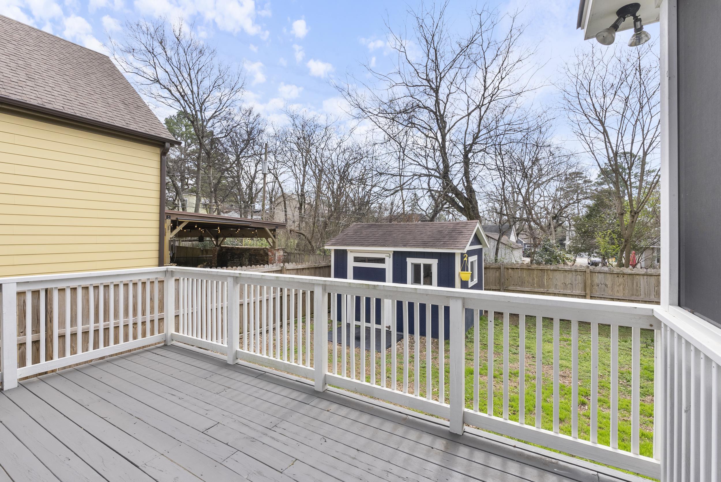 LINCOLN PARK - Residential