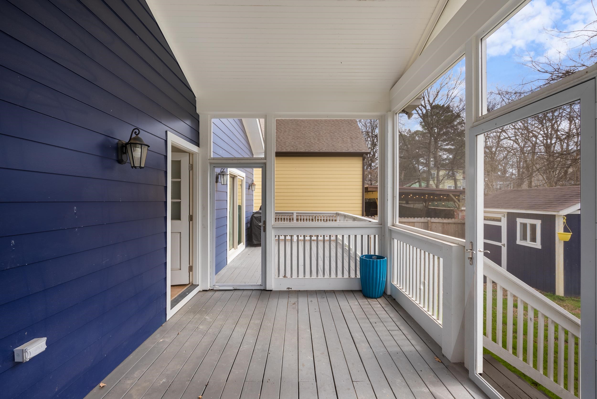 LINCOLN PARK - Residential