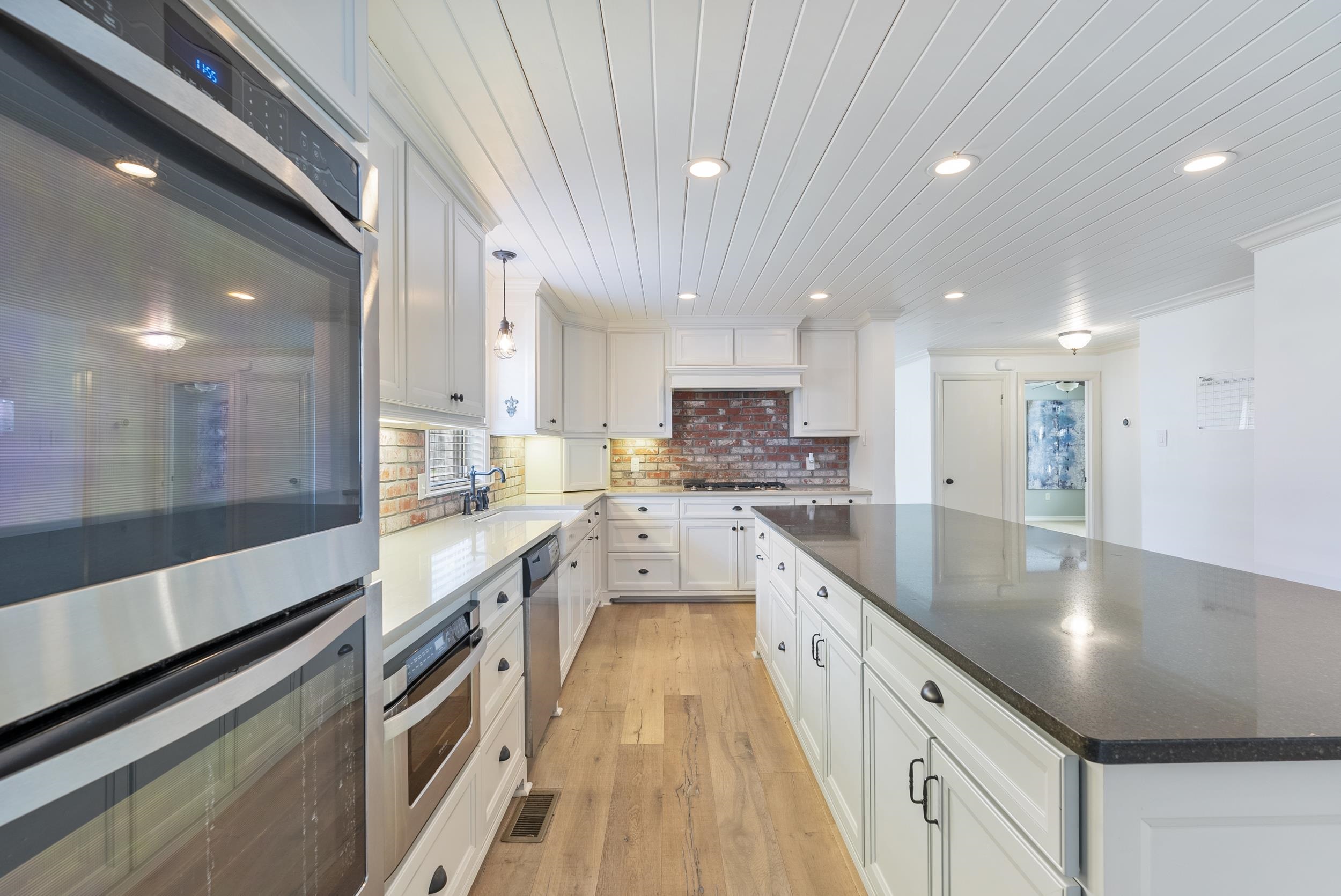 LINCOLN PARK - Residential