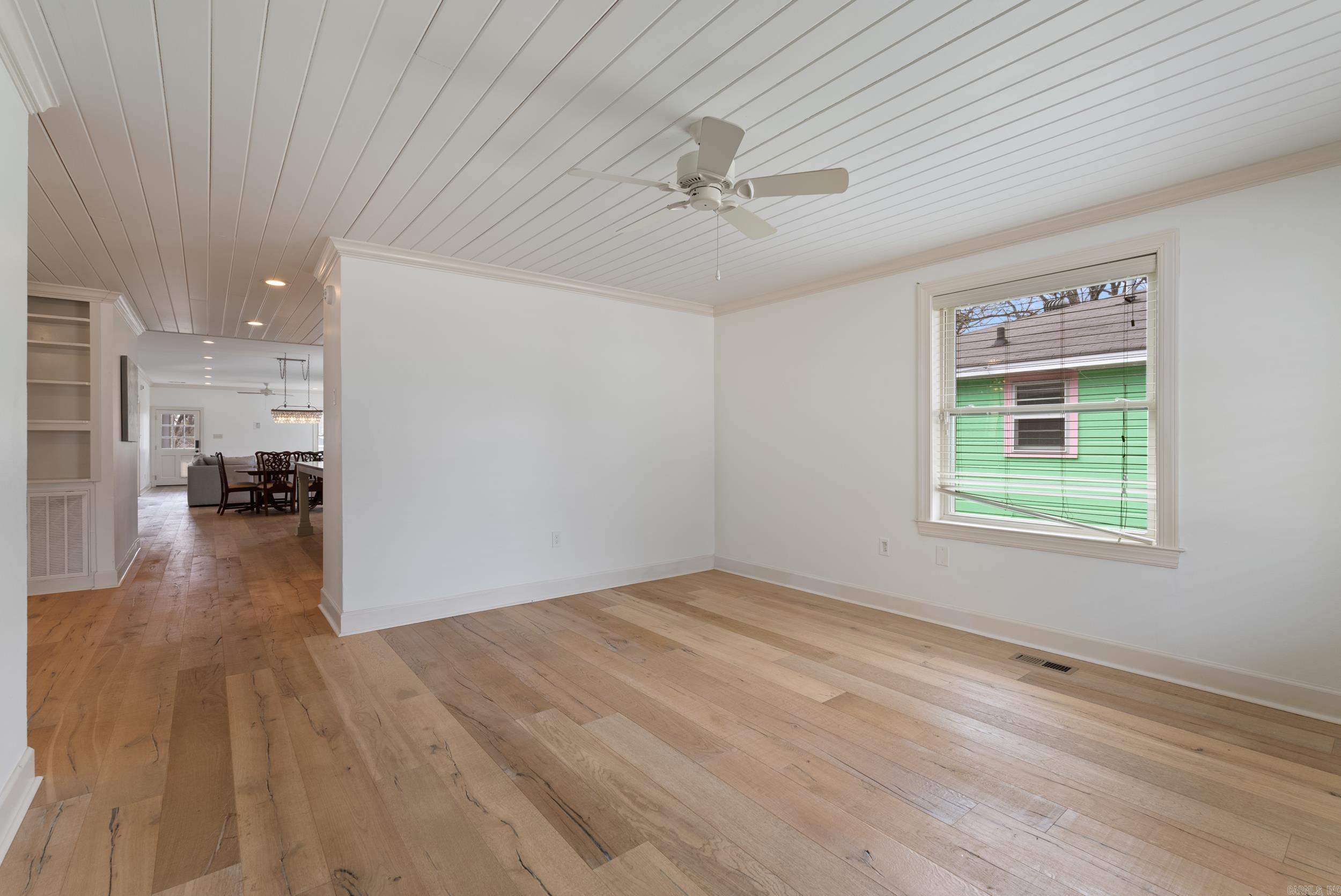 LINCOLN PARK - Residential