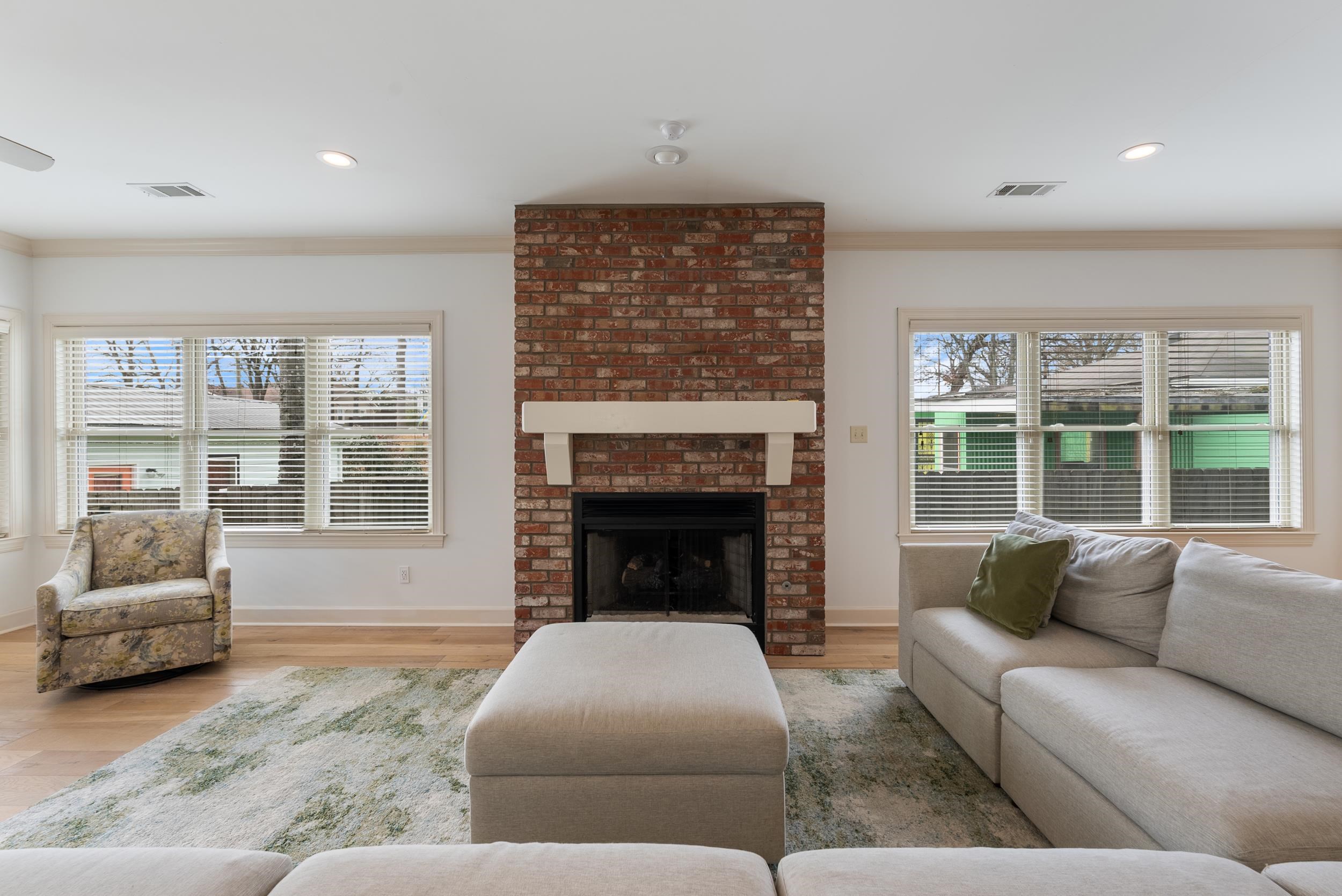 LINCOLN PARK - Residential