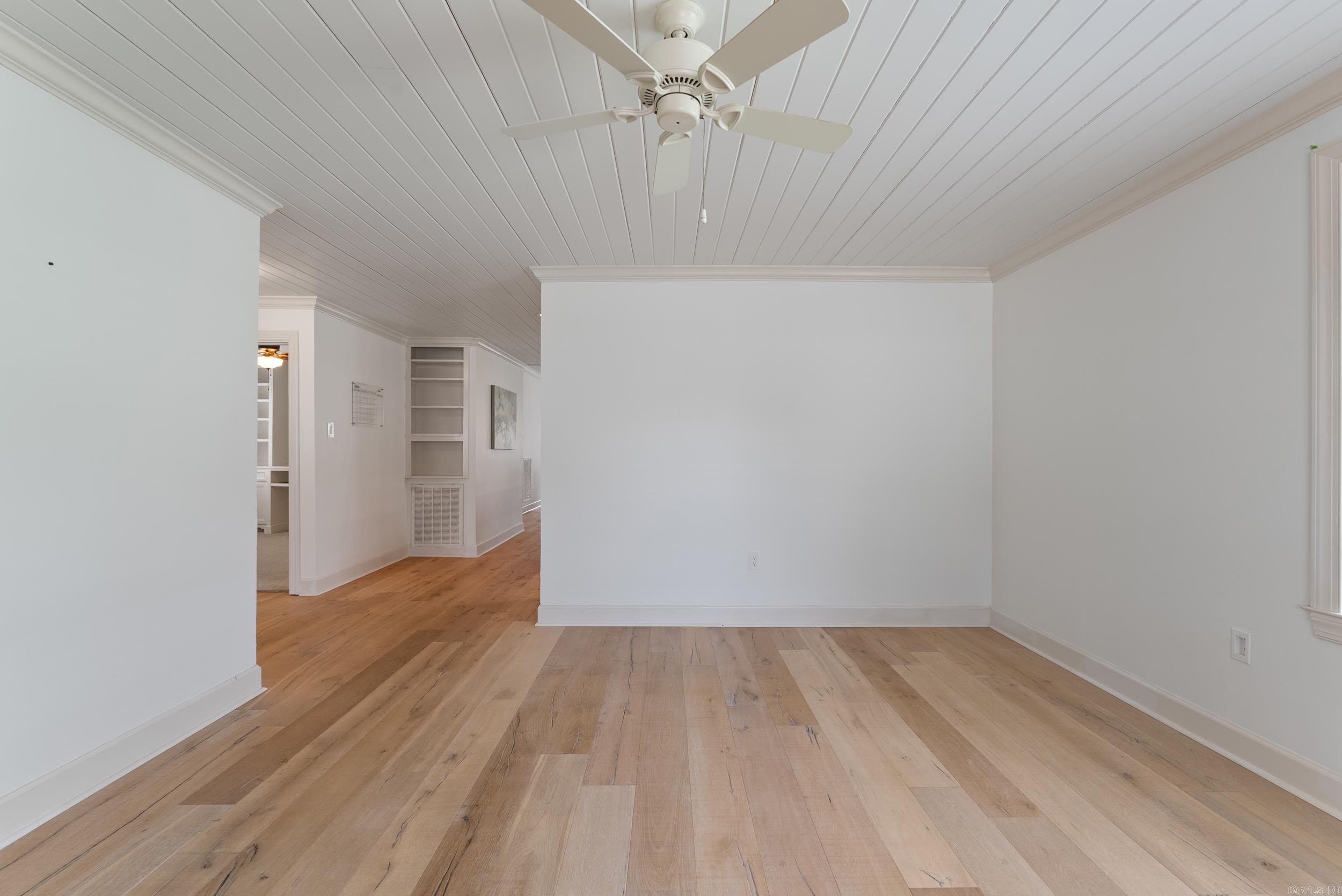 LINCOLN PARK - Residential