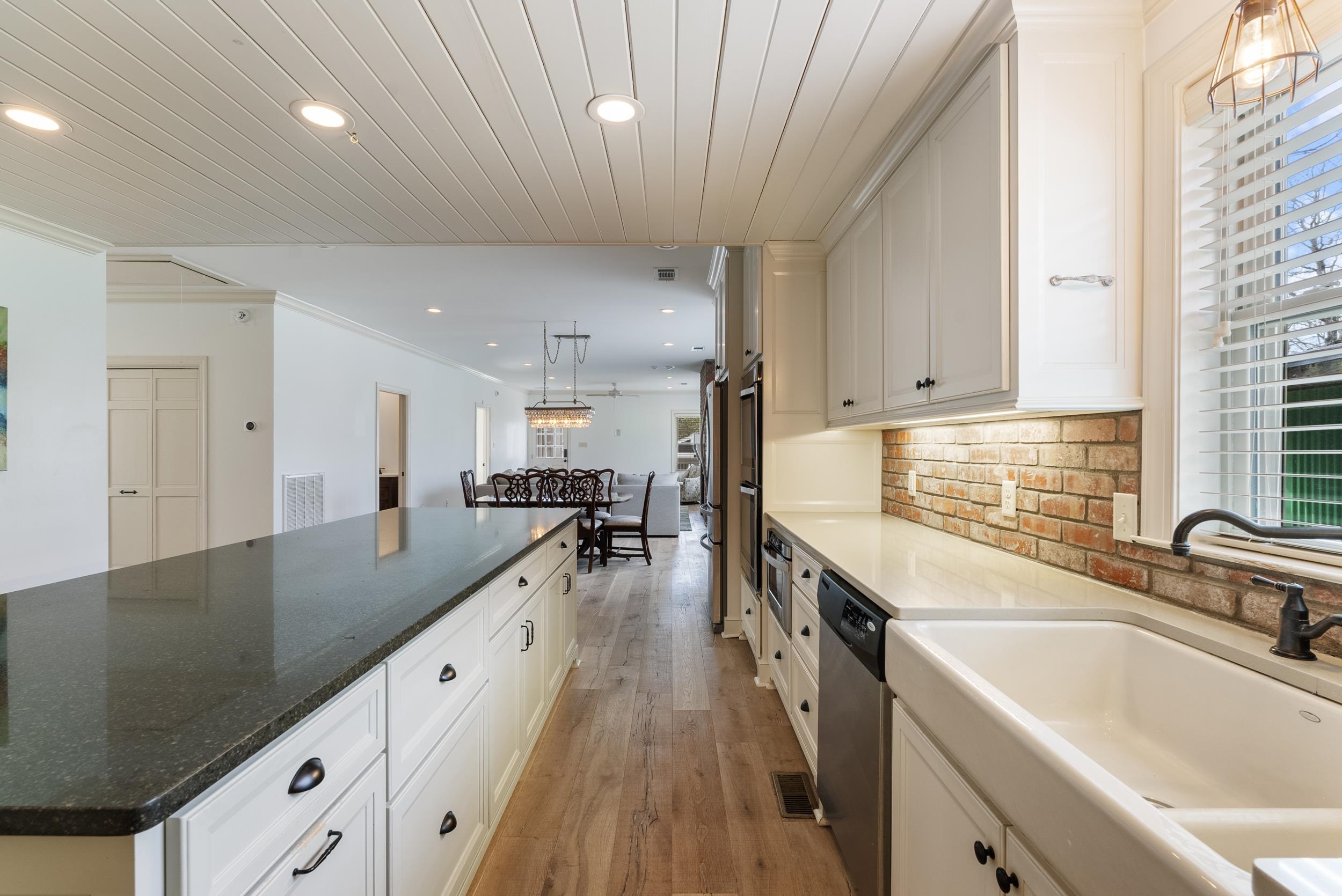 LINCOLN PARK - Residential