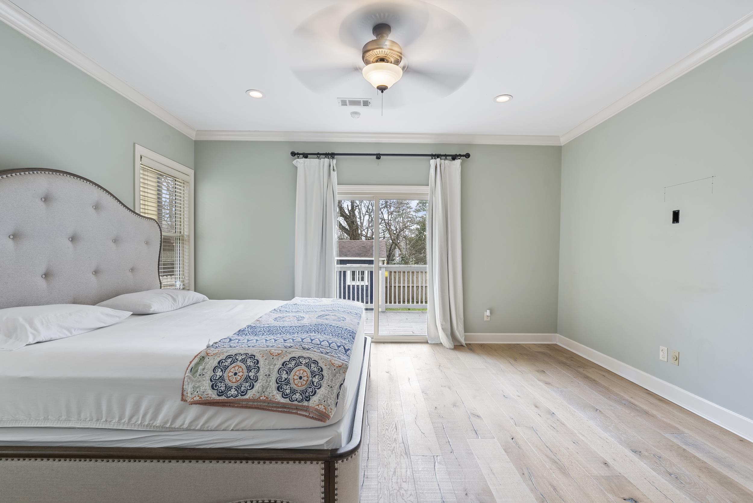 LINCOLN PARK - Residential