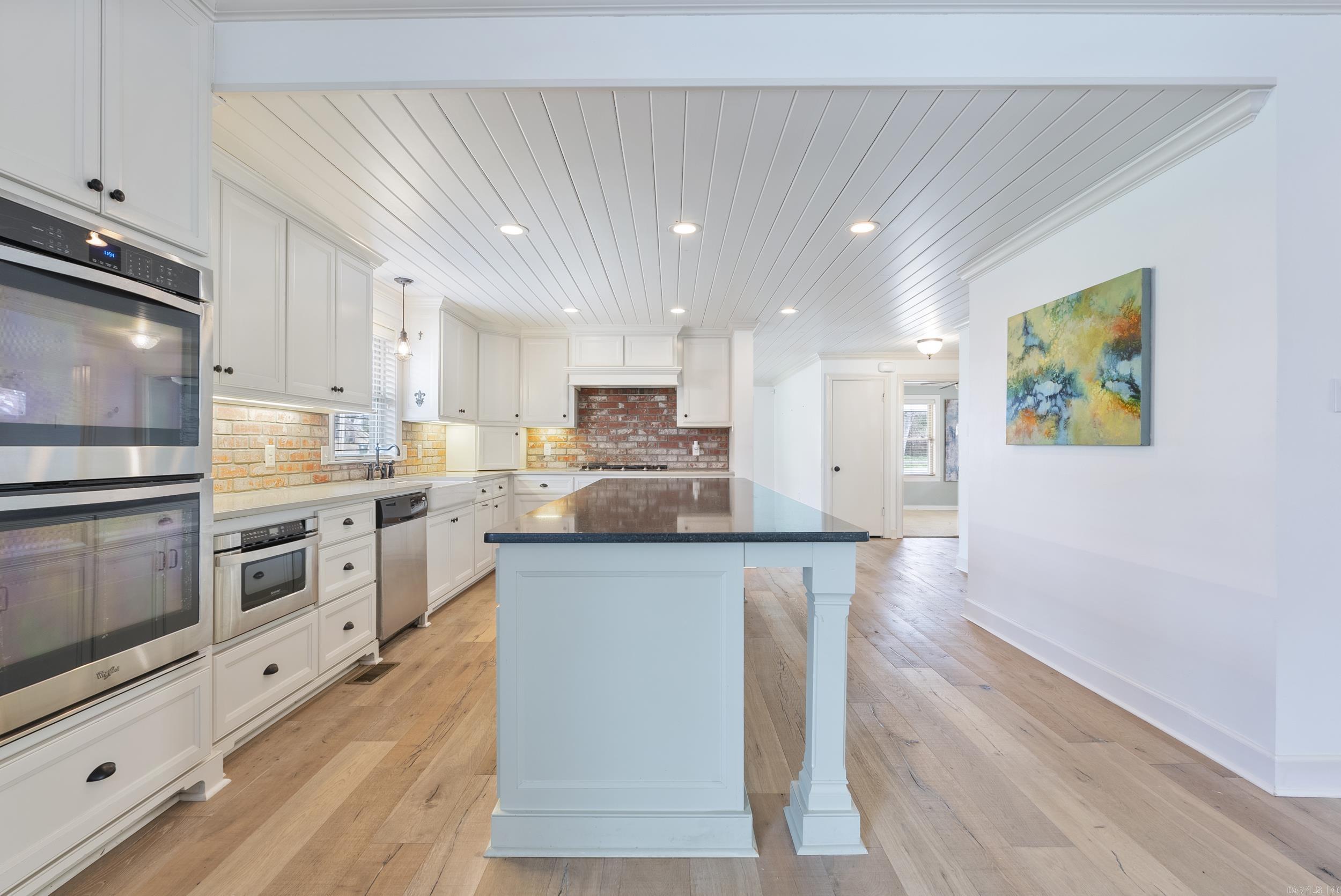 LINCOLN PARK - Residential