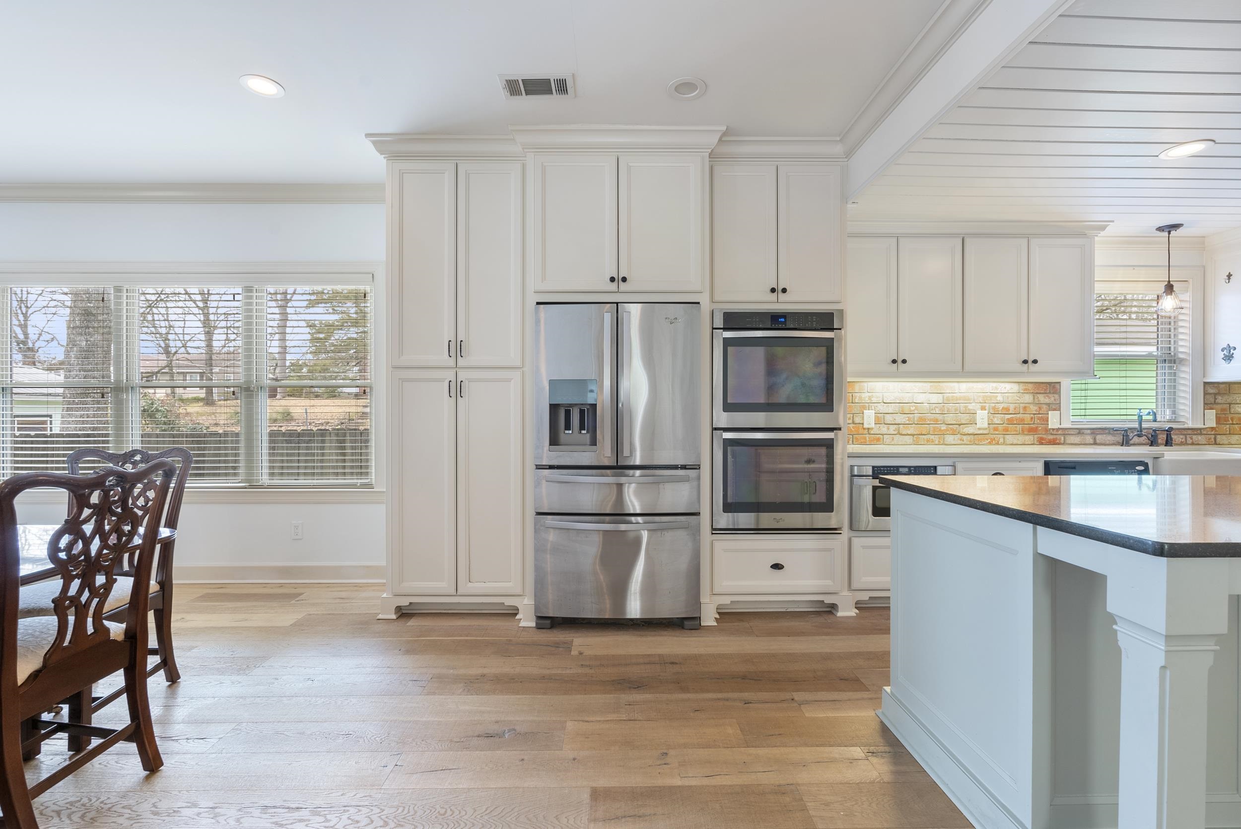 LINCOLN PARK - Residential