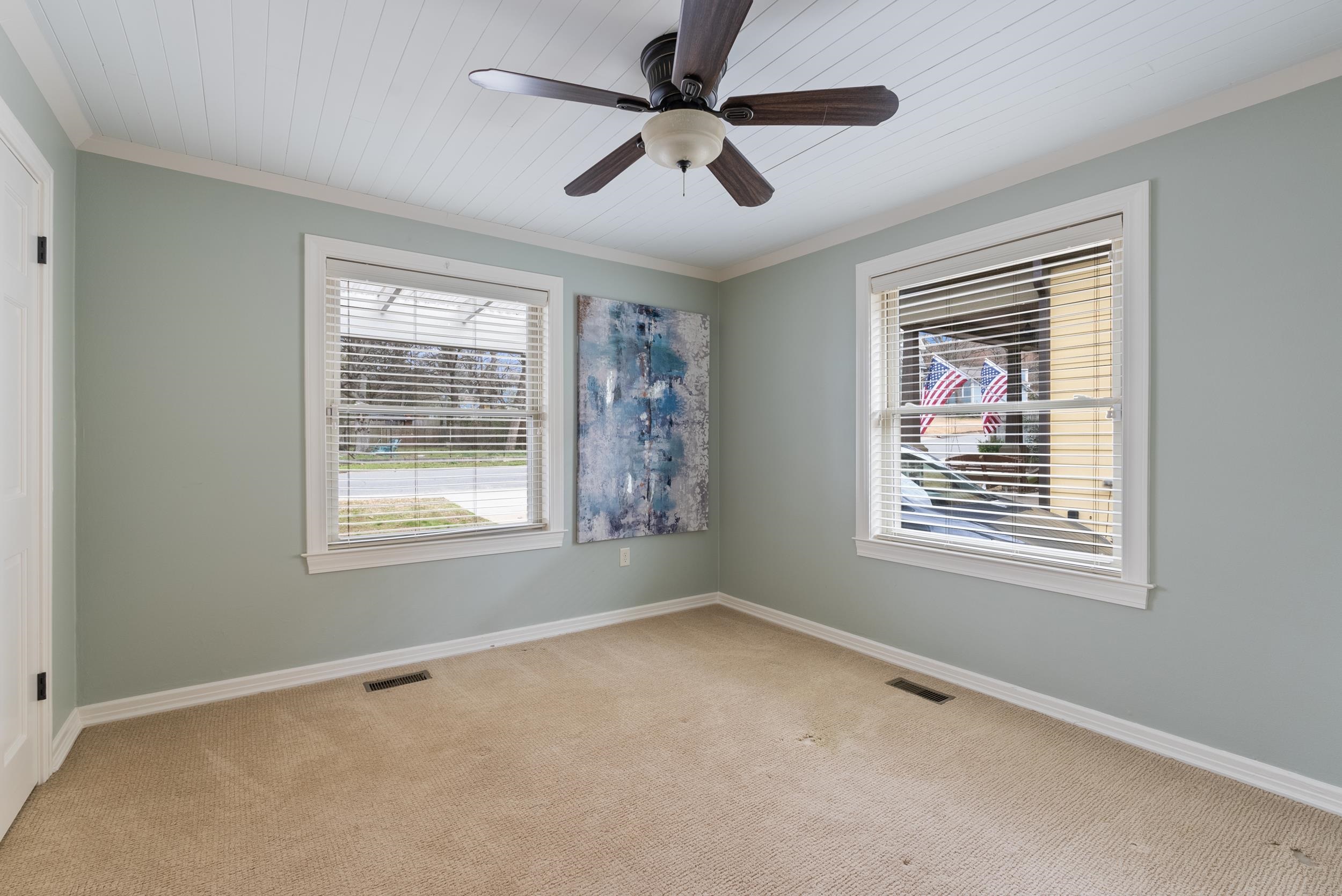 LINCOLN PARK - Residential