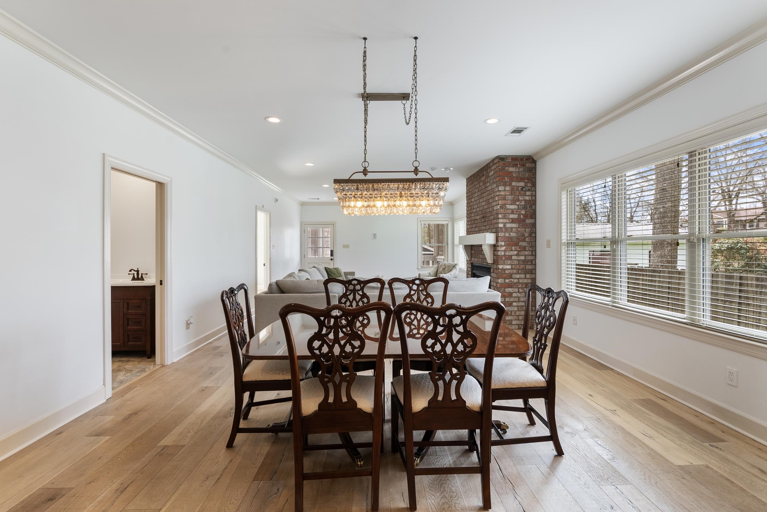 LINCOLN PARK - Residential