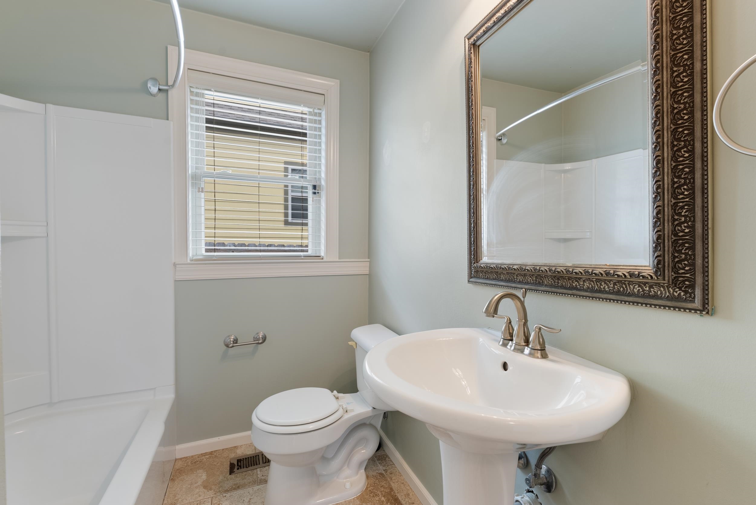 LINCOLN PARK - Residential