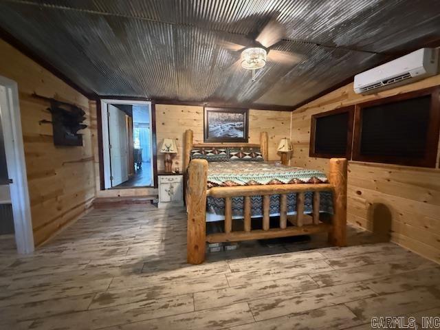 White Horse Mountain - Residential