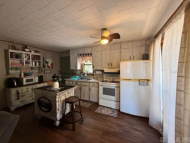 White Horse Mountain - Residential