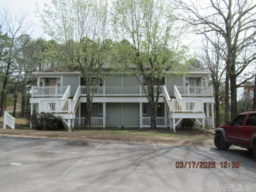 Rare end unit condo on the first level of Summer Hill!  This is a great place to enjoy your weekends in Fairfield Bay, use of long or short term rental, or live full-time!  Call today to see a great unit!