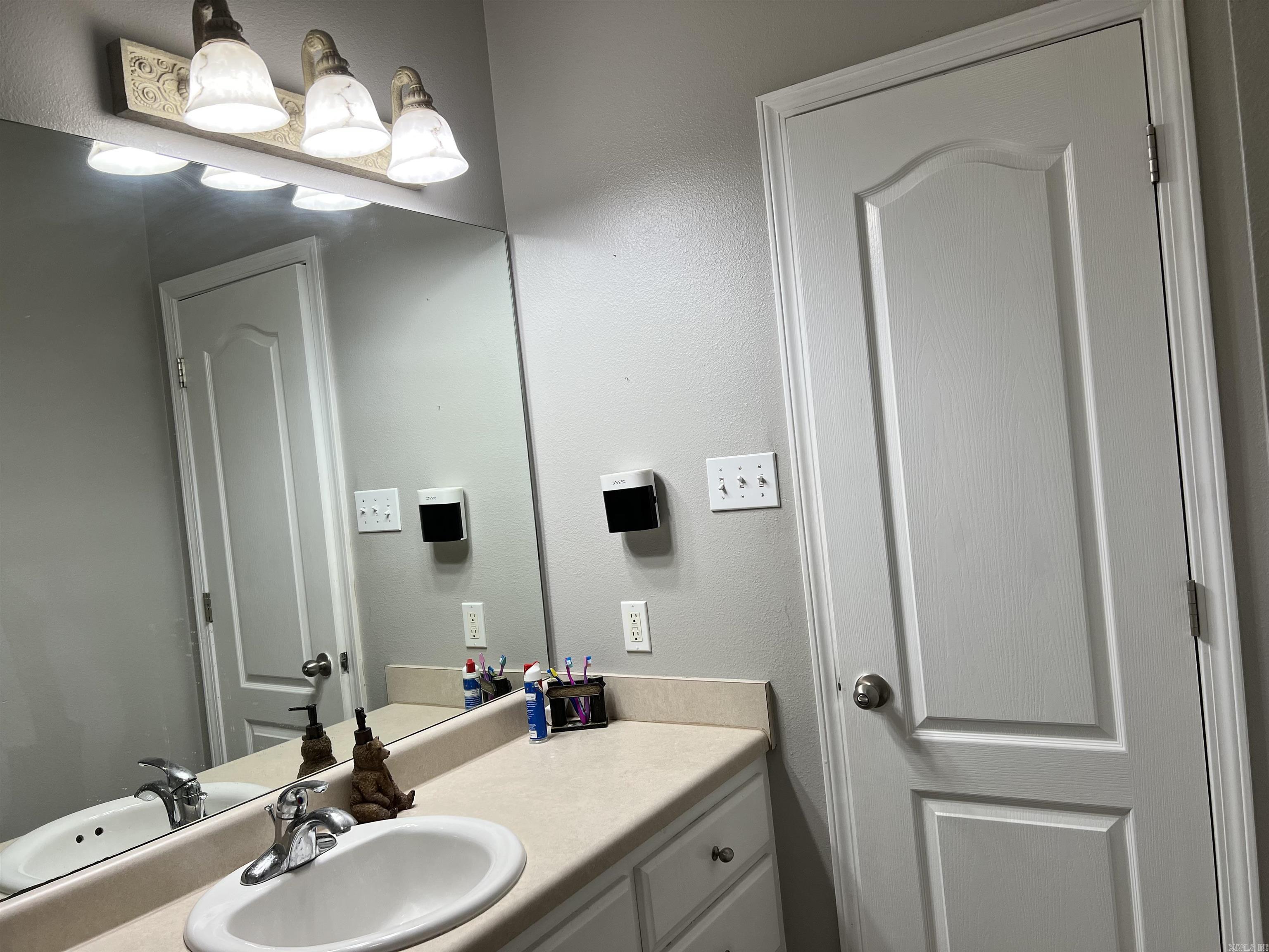 KRISTI COVE ADDN - Residential