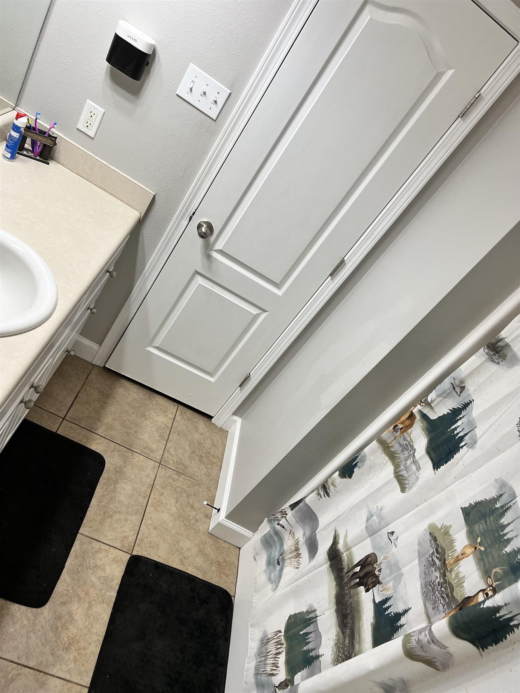 KRISTI COVE ADDN - Residential