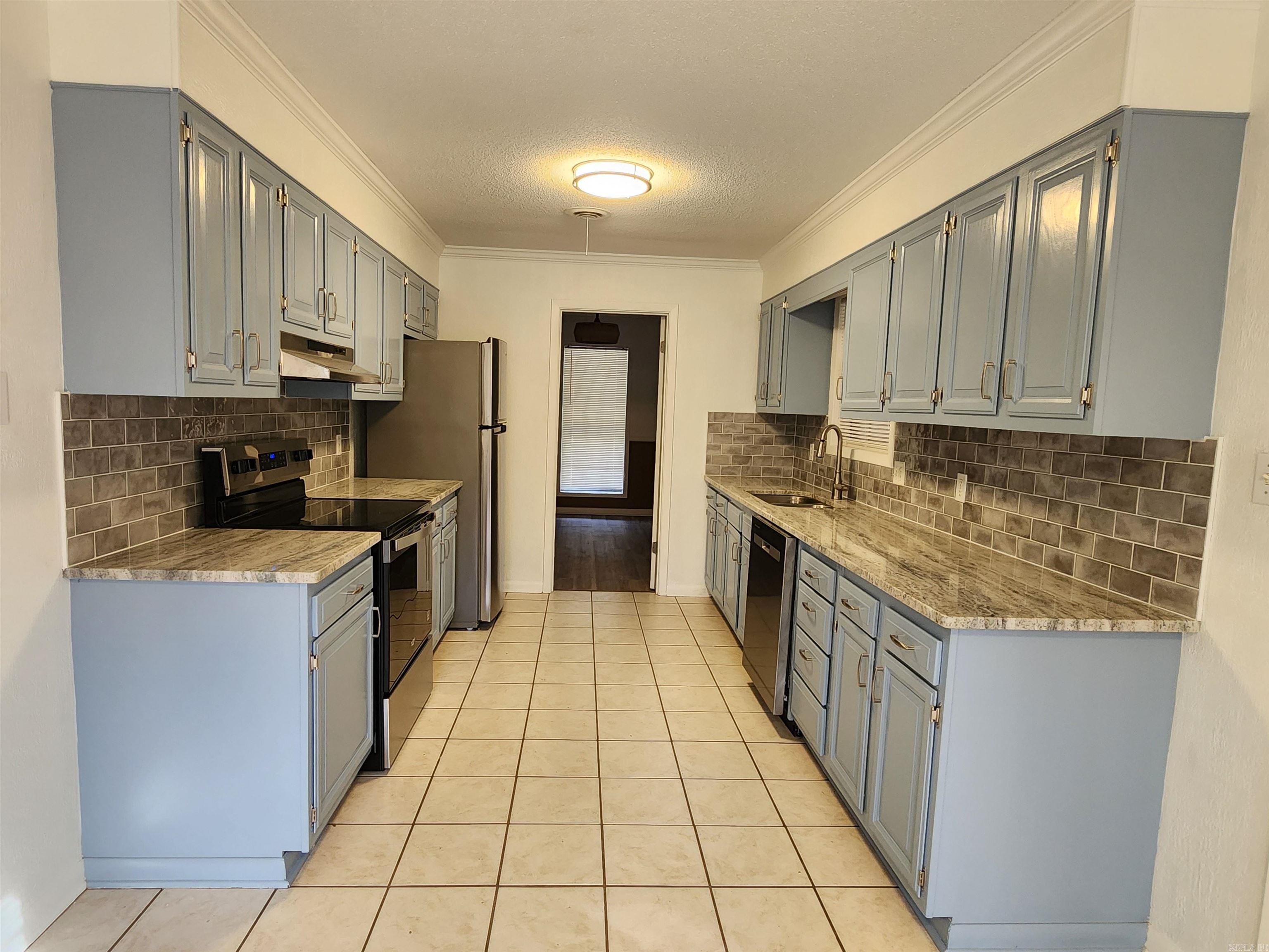 VINES ADDN - Residential