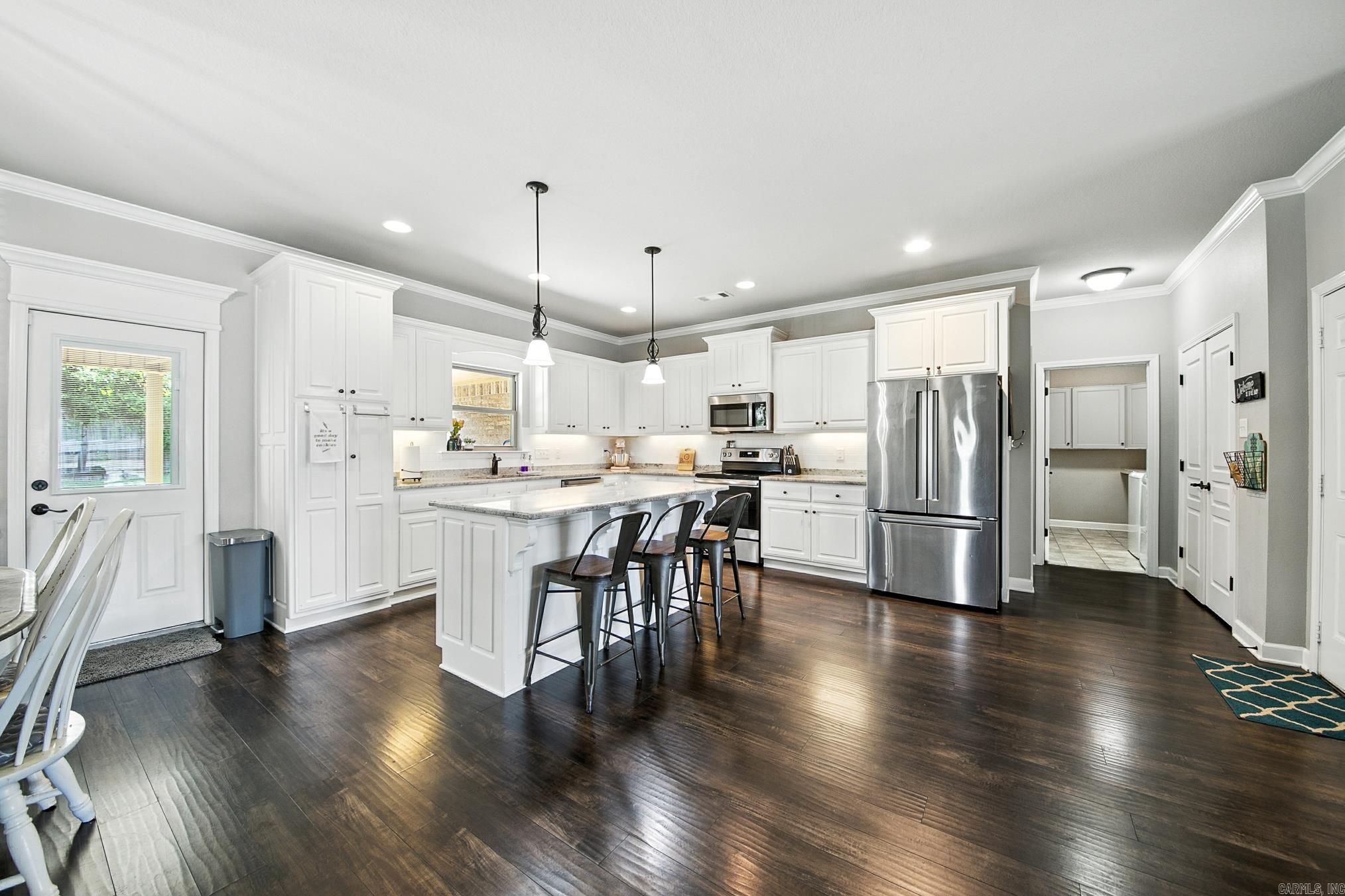 HUNTINGTON PLACE - Residential