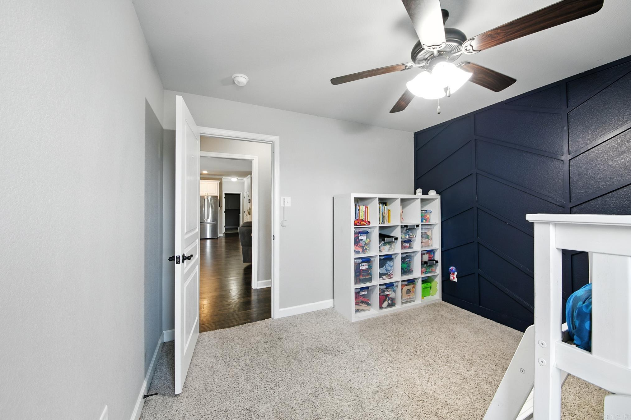 HUNTINGTON PLACE - Residential