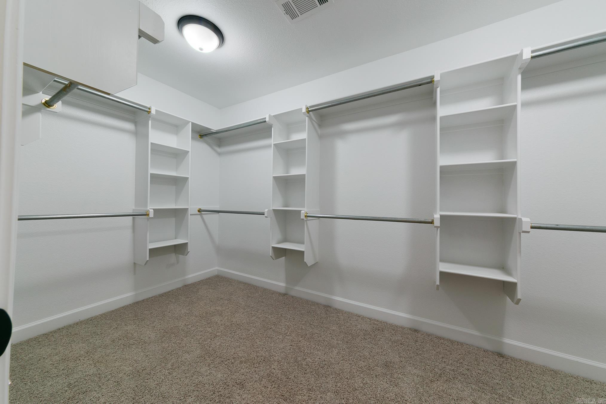 HUNTINGTON PLACE - Residential