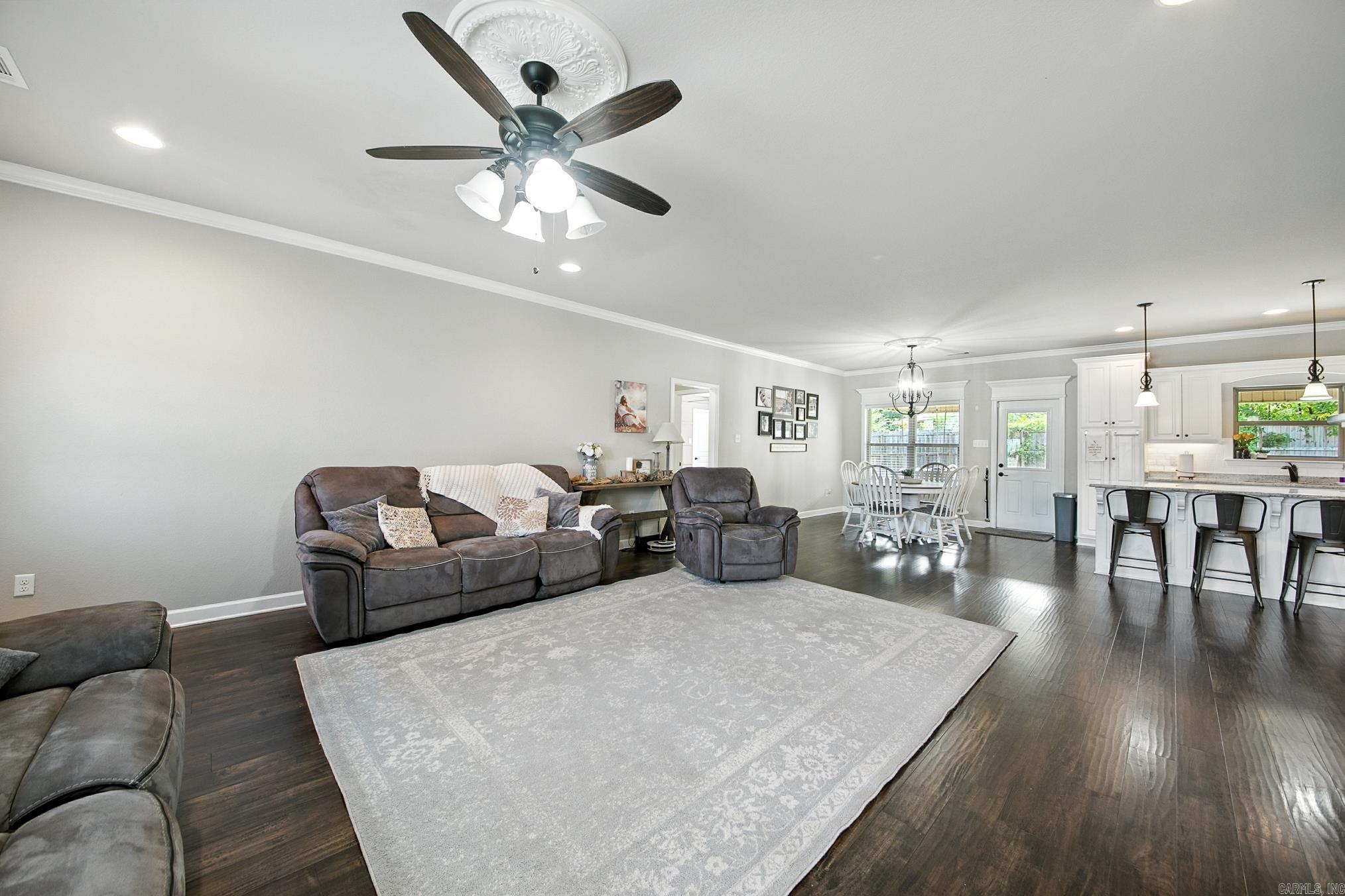 HUNTINGTON PLACE - Residential