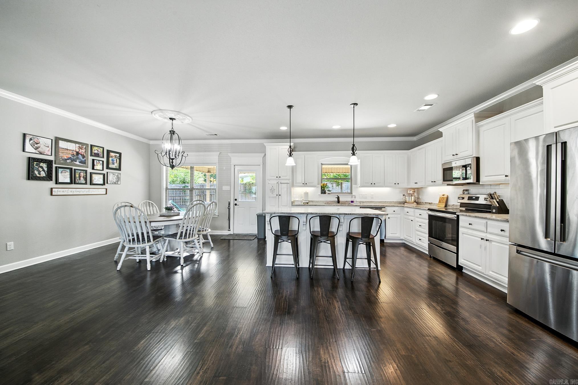 HUNTINGTON PLACE - Residential
