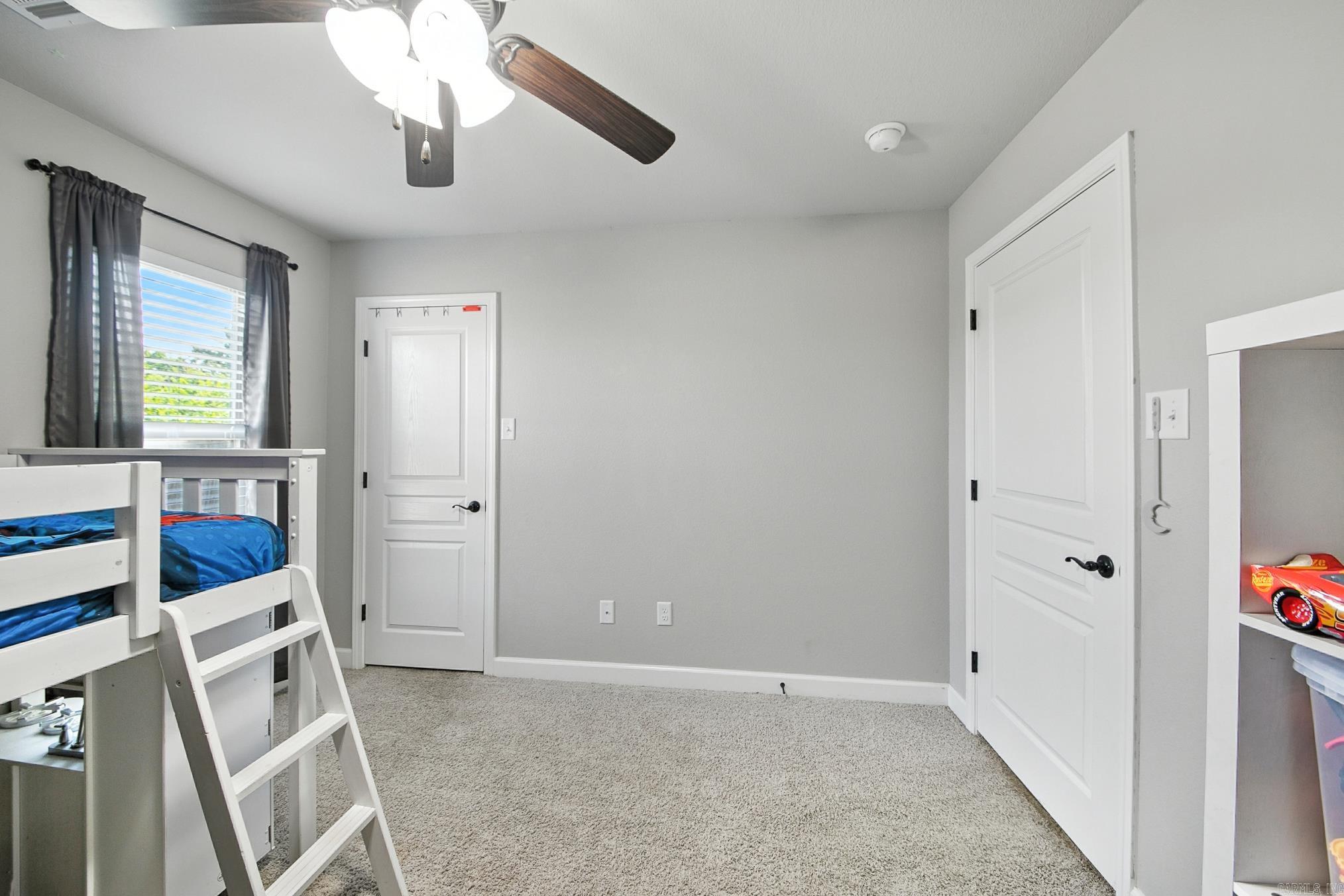 HUNTINGTON PLACE - Residential