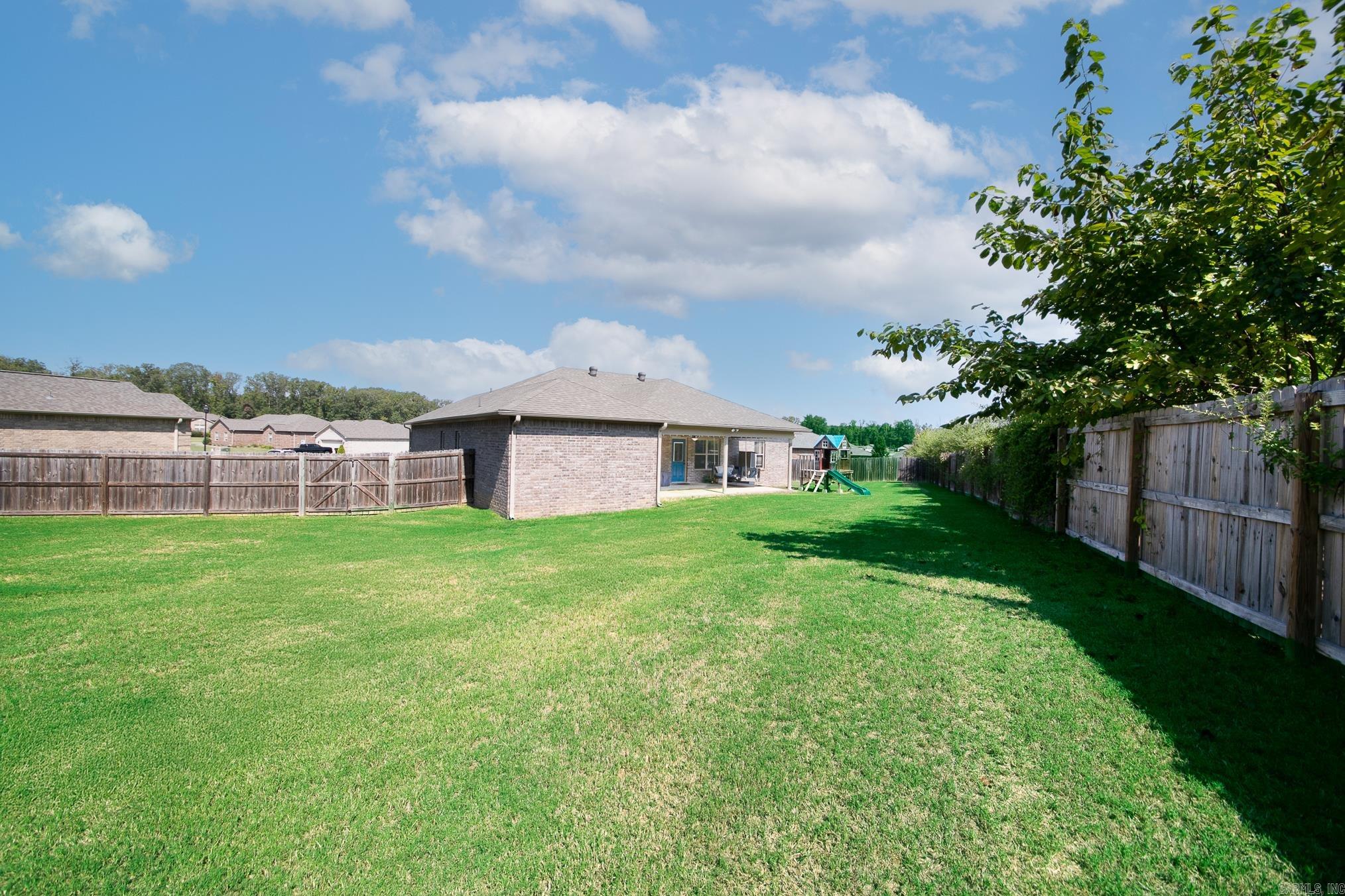 HUNTINGTON PLACE - Residential