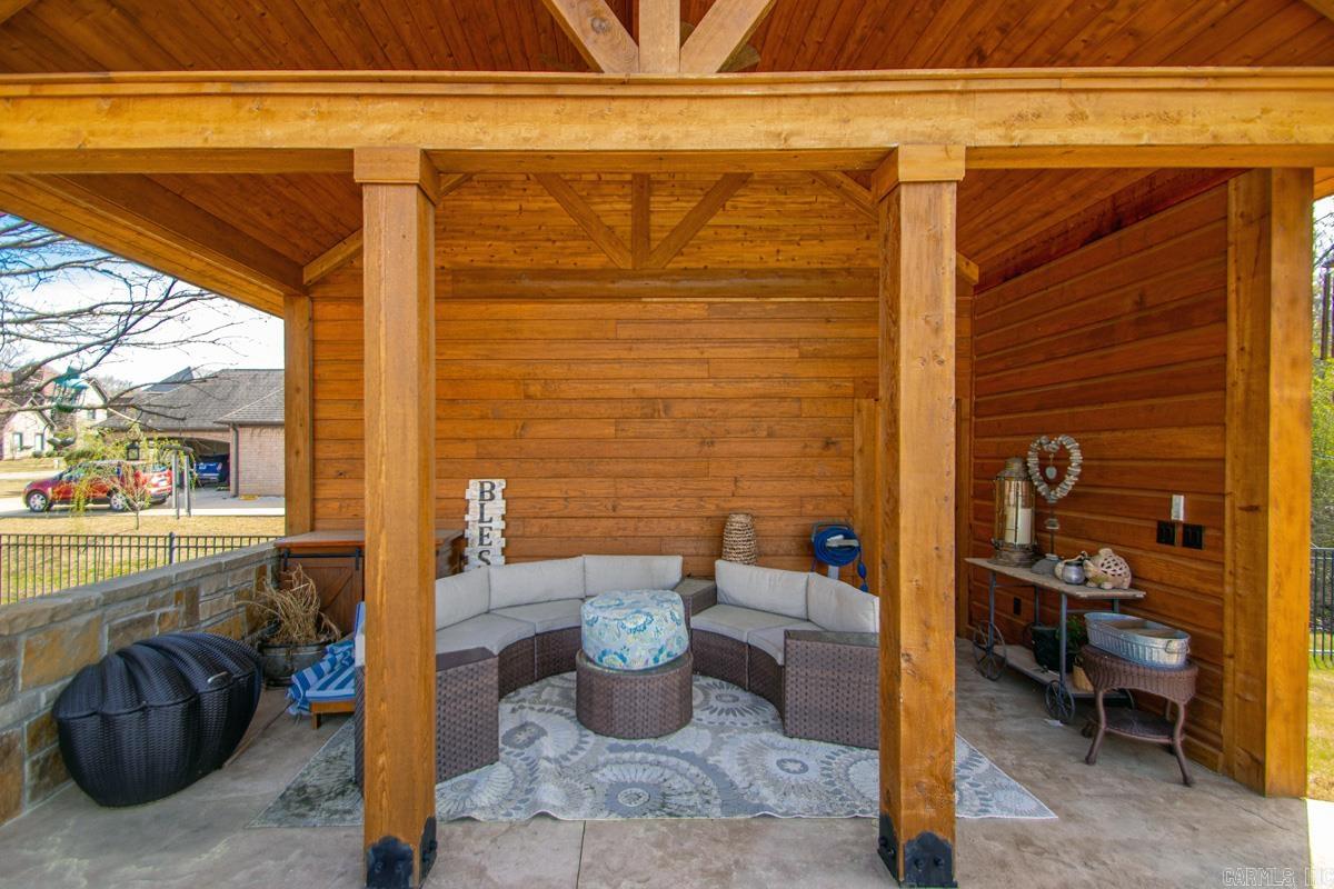 HURRICANE LAKE ESTATES QUAIL VAL - Residential