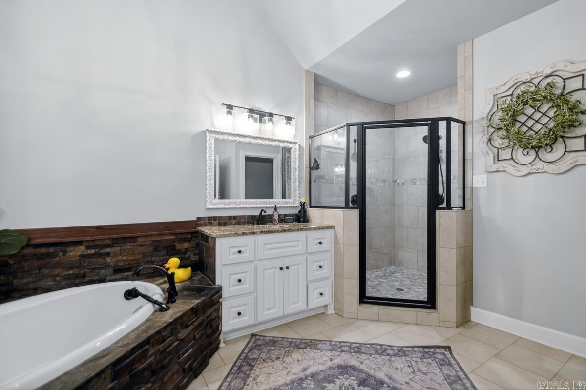 HURRICANE LAKE ESTATES QUAIL VAL - Residential