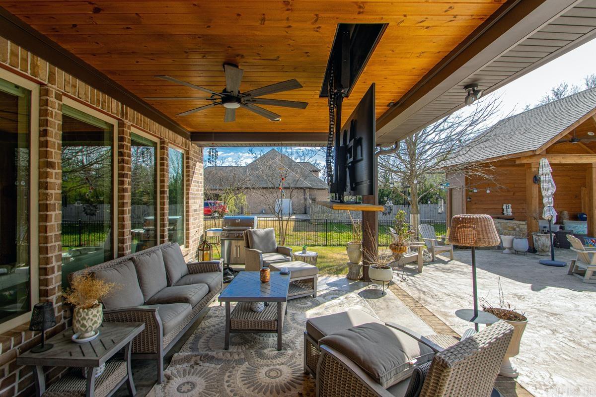 HURRICANE LAKE ESTATES QUAIL VAL - Residential