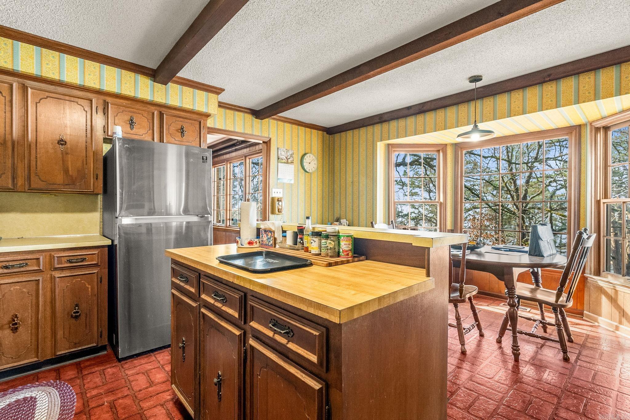 WALTON HEIGHTS - Residential