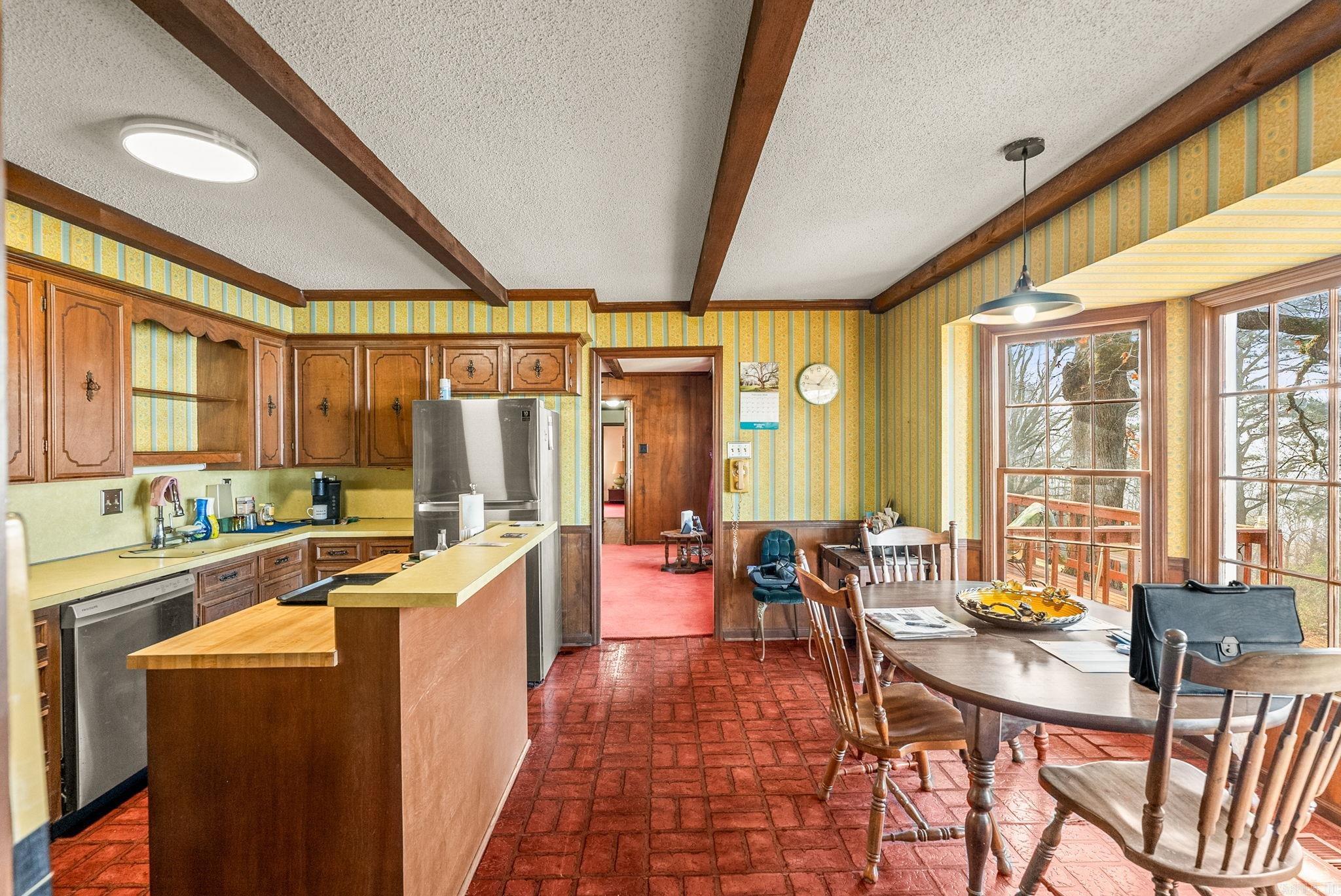 WALTON HEIGHTS - Residential