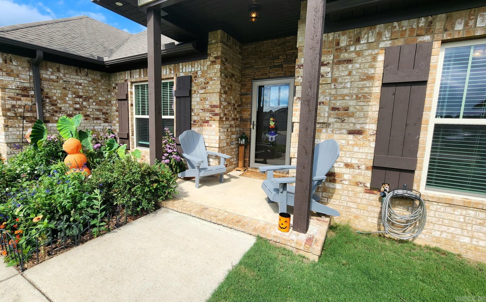 JEWELS ESTATES - Residential