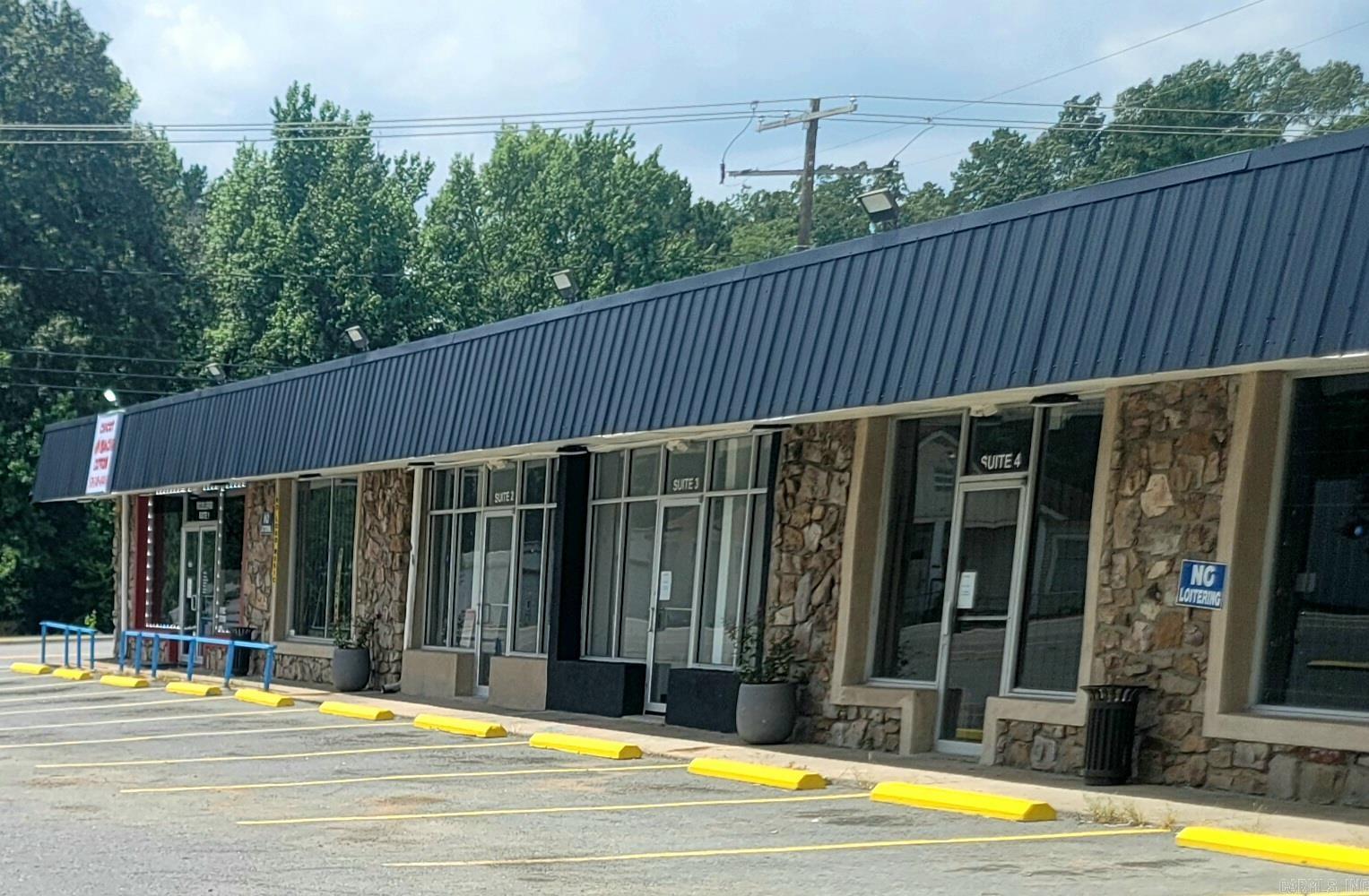 1N-13-27 - Residential Lease