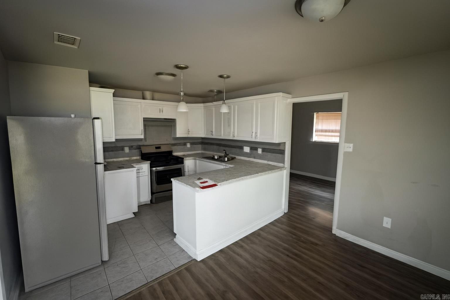 BOWMANS - Residential